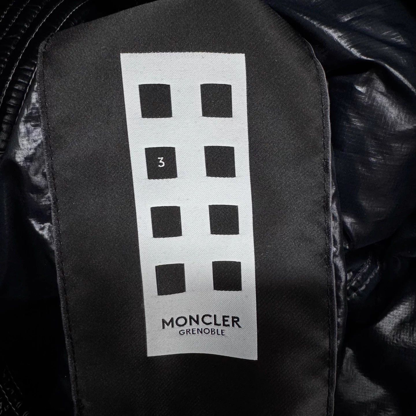 Moncler Moncler x Grenoble Doodle Hooded Puffer Size 3 Size US L / EU 52-54 / 3 - 7 Thumbnail