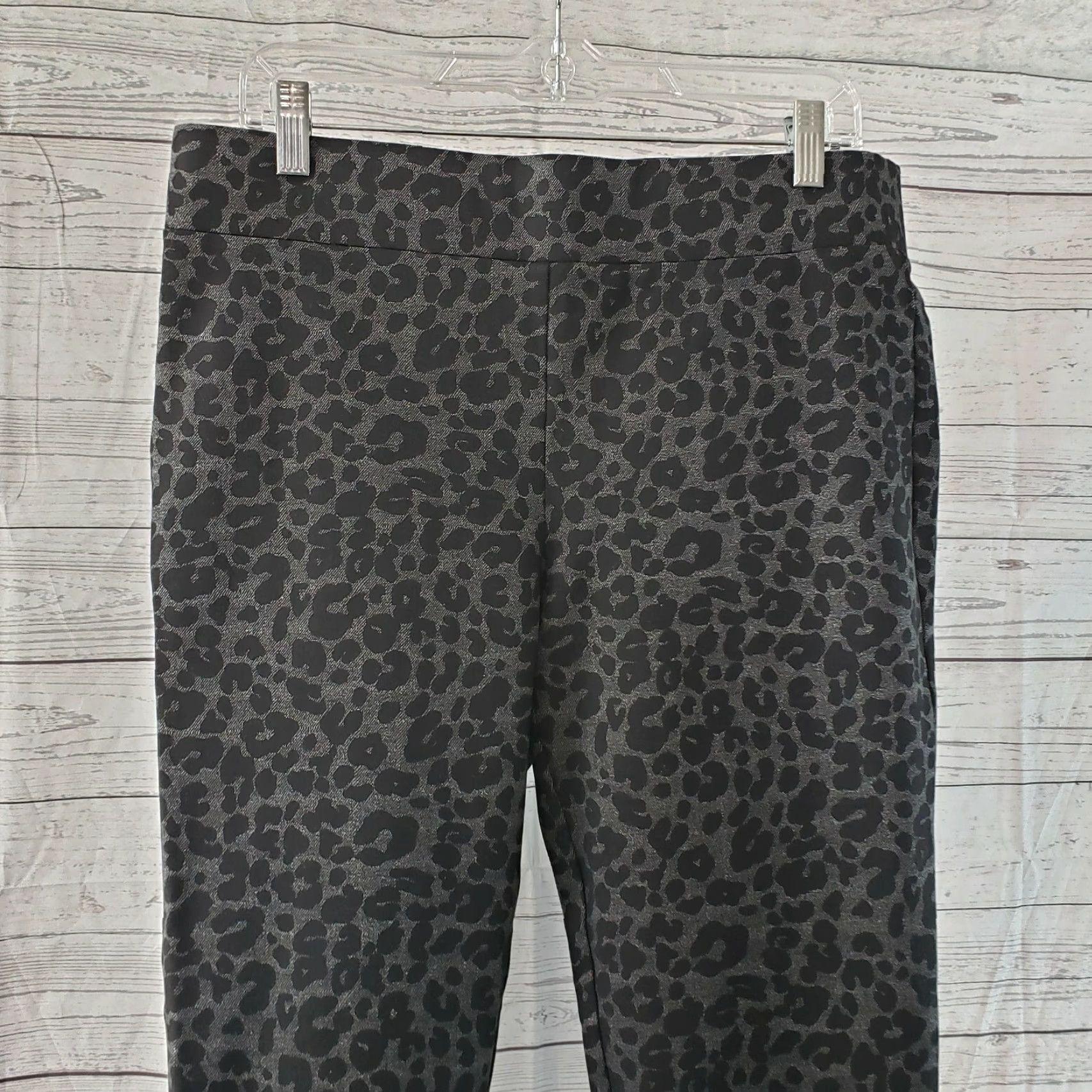 Loft Ann Taylor LOFT Leggings Sz Large Black Gray Animal Print Mid Rise Womens Size 36" / US 14 / IT 50 - 2 Thumbnail