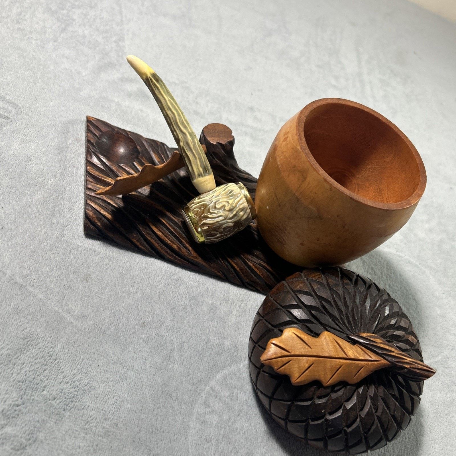 Vintage Antique 1890s Wooden Acorn Smoking Pipe Stand Ashtray Holder Size ONE SIZE - 2 Thumbnail