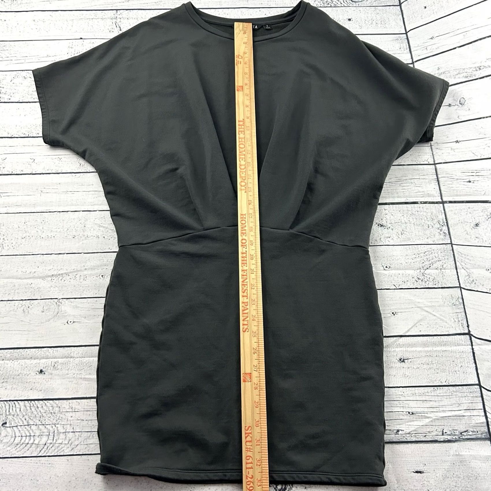Athleta Athleta Short Sleeve Pencil Dress Women's Small Gray Size 28" / US 6 / IT 42 - 3 Thumbnail