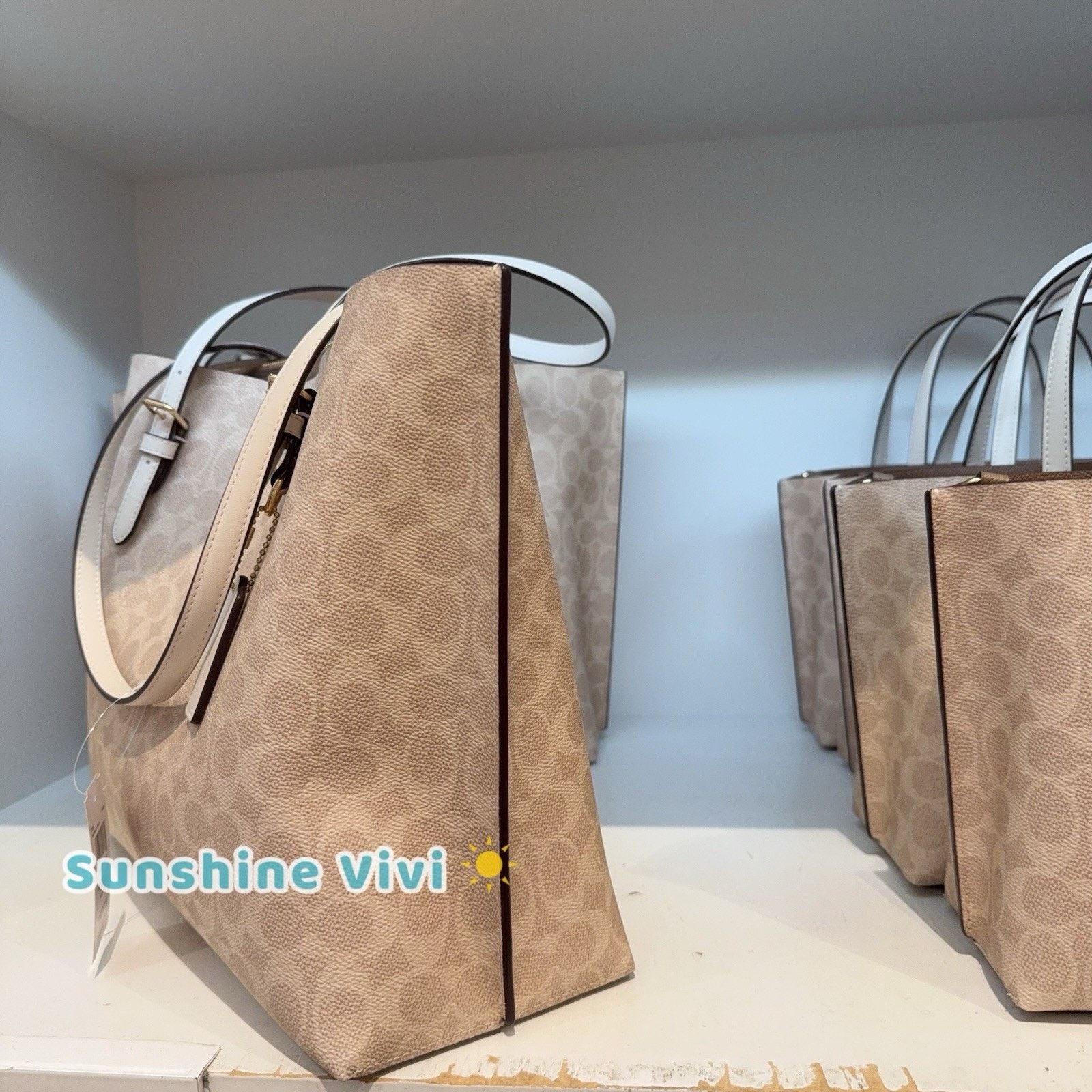 Coach NWT COACH Mollie Tote Large Signature CV967 Gold/Sand/Chalk Size ONE SIZE - 2 Thumbnail