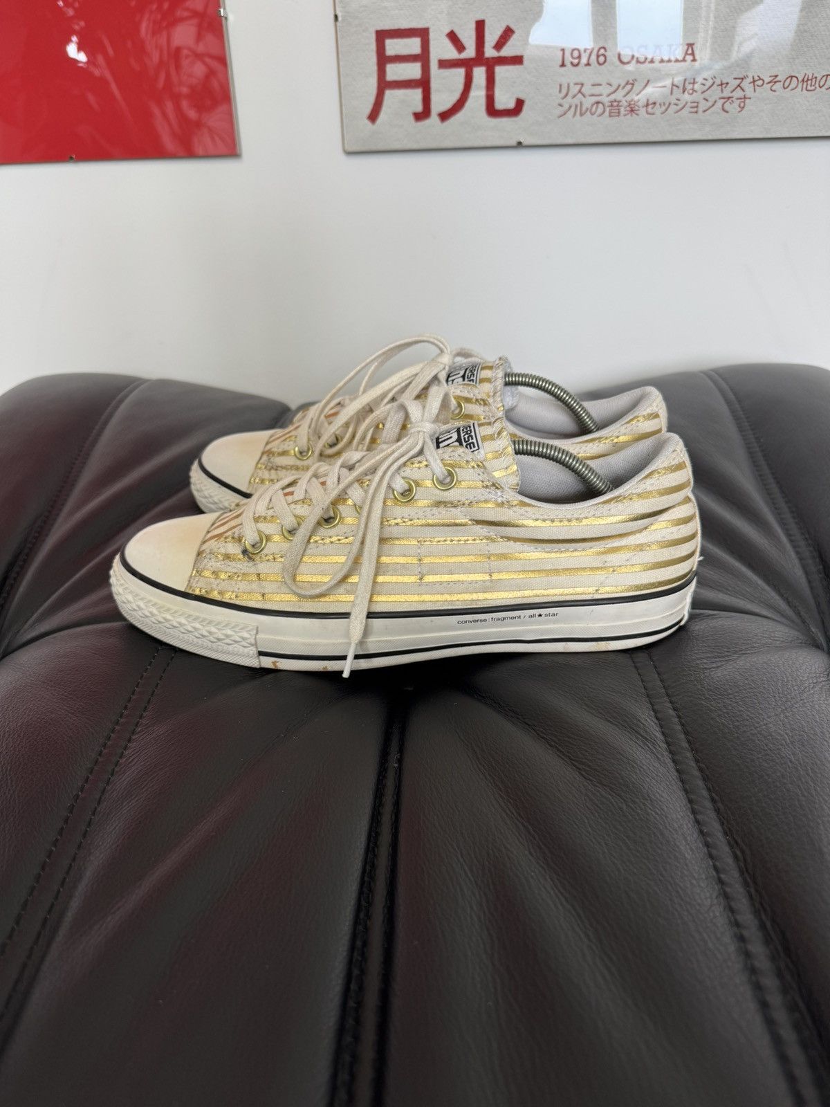 Converse × Fragment Design Fragment Design x Converse Chuck Taylor Low Gold Stripes Size US 8.5 / EU 41-42 - 1 Thumbnail