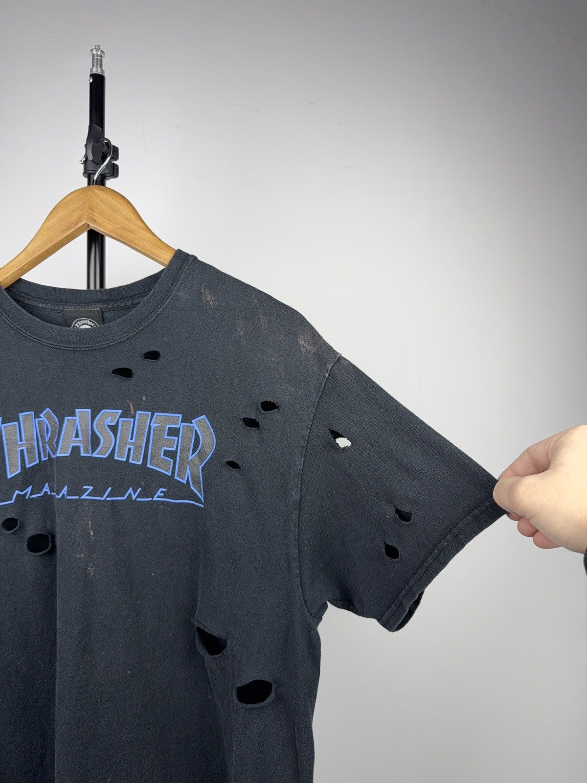 Thrasher 00s Thrasher Magazine Distressed Tee Grunge Skate T-Shirt Size US L / EU 52-54 / 3 - 5 Thumbnail