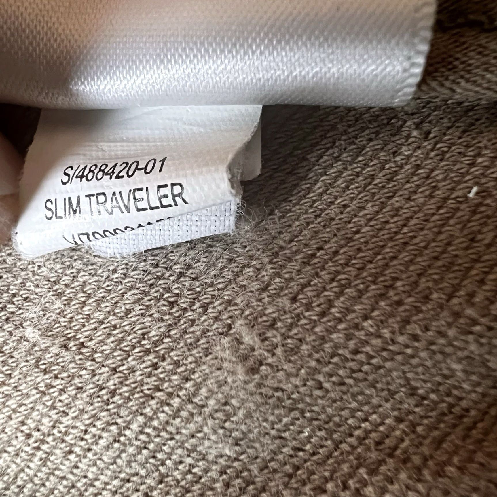 Banana Republic Banana Republic Slim Chino Pants Mens 33x34 33x32 Beige Cotton Spandex 5-Pocket Flat Front Straight Leg Preppy Travel Workwear Casual Size US 33 - 5 Thumbnail