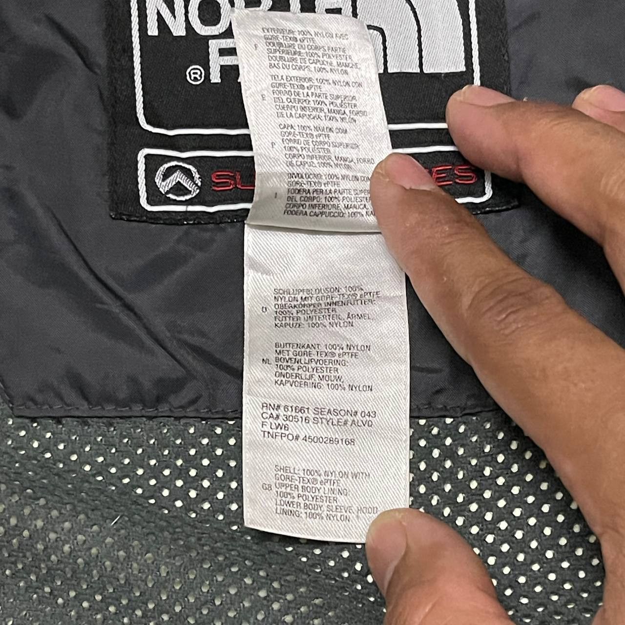 The North Face Vintage TNF The North Face Goretex Summit Series Jacket Size US L / EU 52-54 / 3 - 16 Thumbnail