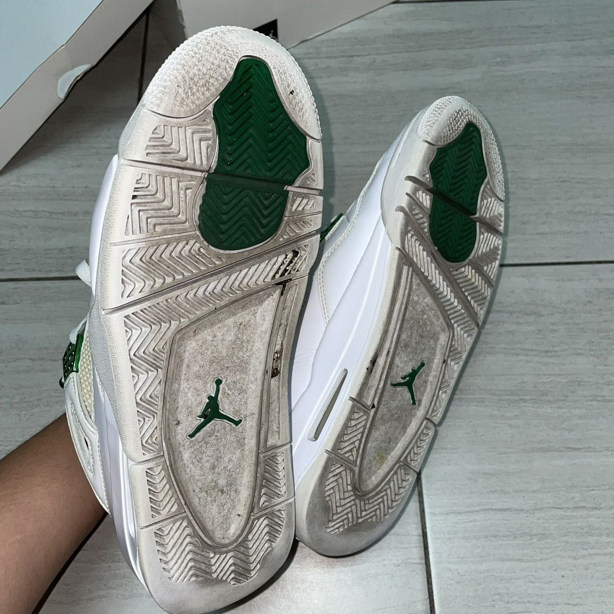 Jordan Brand Jordan 4 Metallic Green Mens size 7.5 Size US 7.5 / EU 40-41 - 11 Thumbnail