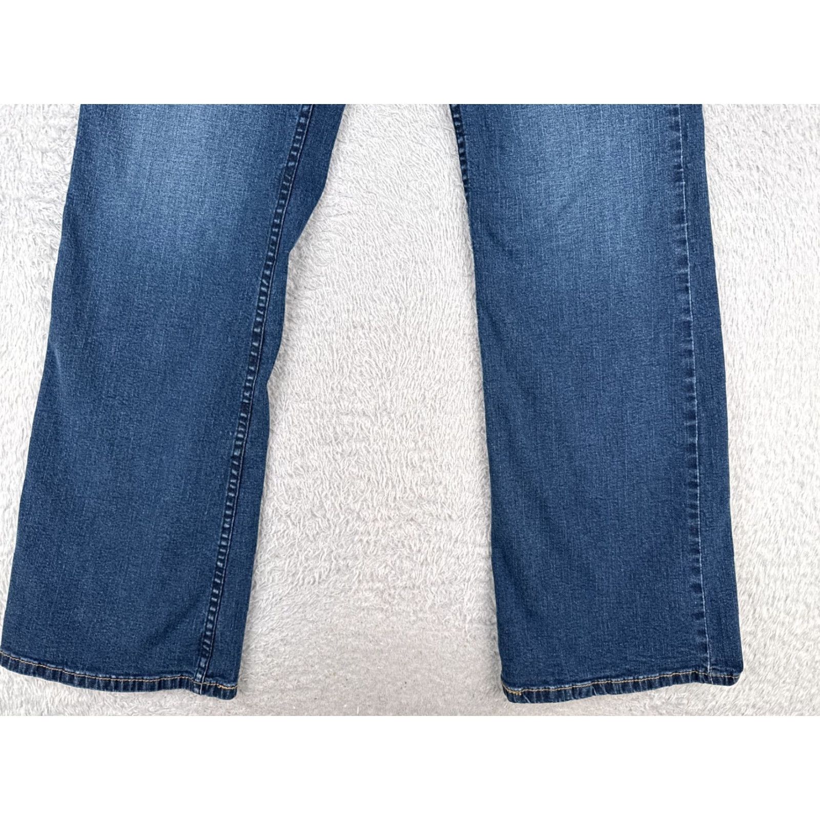 Levi's Levi's Jeans Women 16 Blue Denim Bootcut High Rise 32x33 Cotton Blend 5-Pocket Comfort Distressed Stretch Cotton Regular Vintage No N/A Size 38" / US 16 / IT 52 - 2 Thumbnail