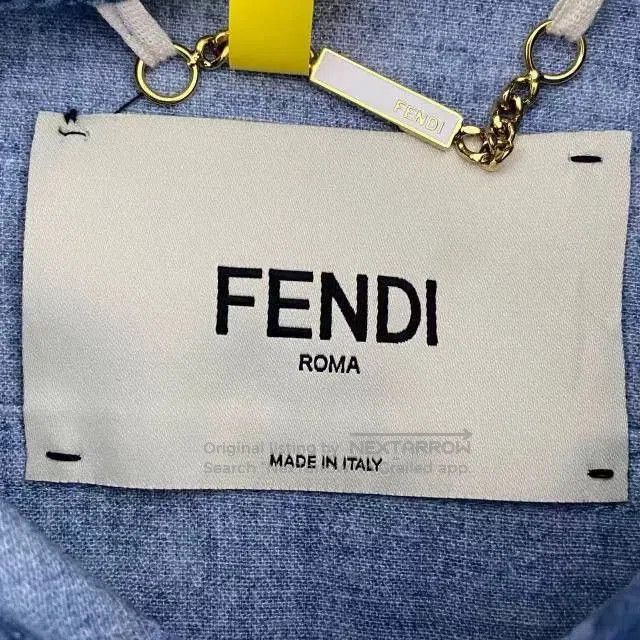 Fendi FENDI SS22 Geometric Print Short Sleeve Shirt. Size S / US 4 / IT 40 - 4 Thumbnail