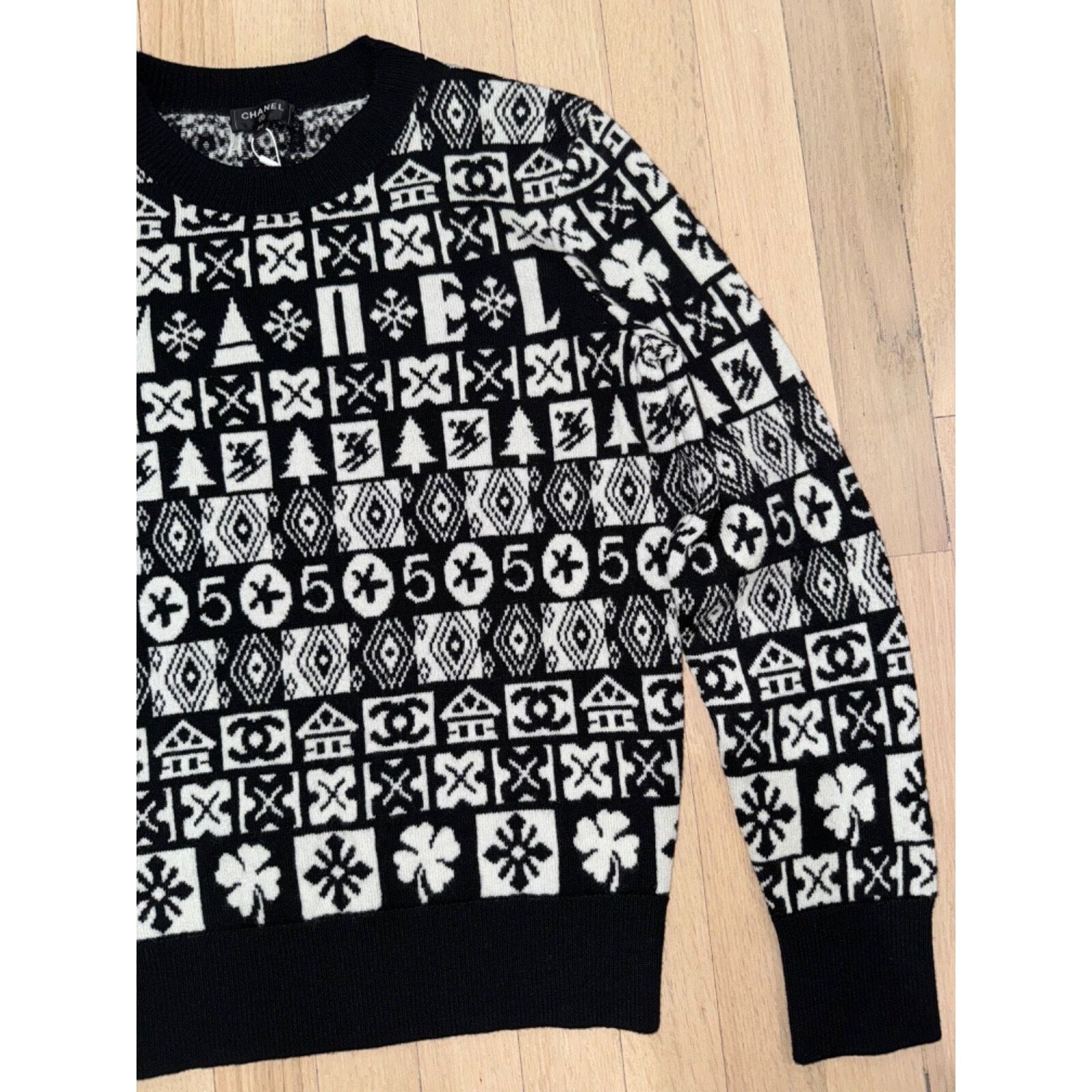 Chanel Chanel 19B Coco Neige Ski Black White CC Long Sleeve Size XS / US 0-2 / IT 36-38 - 10 Thumbnail
