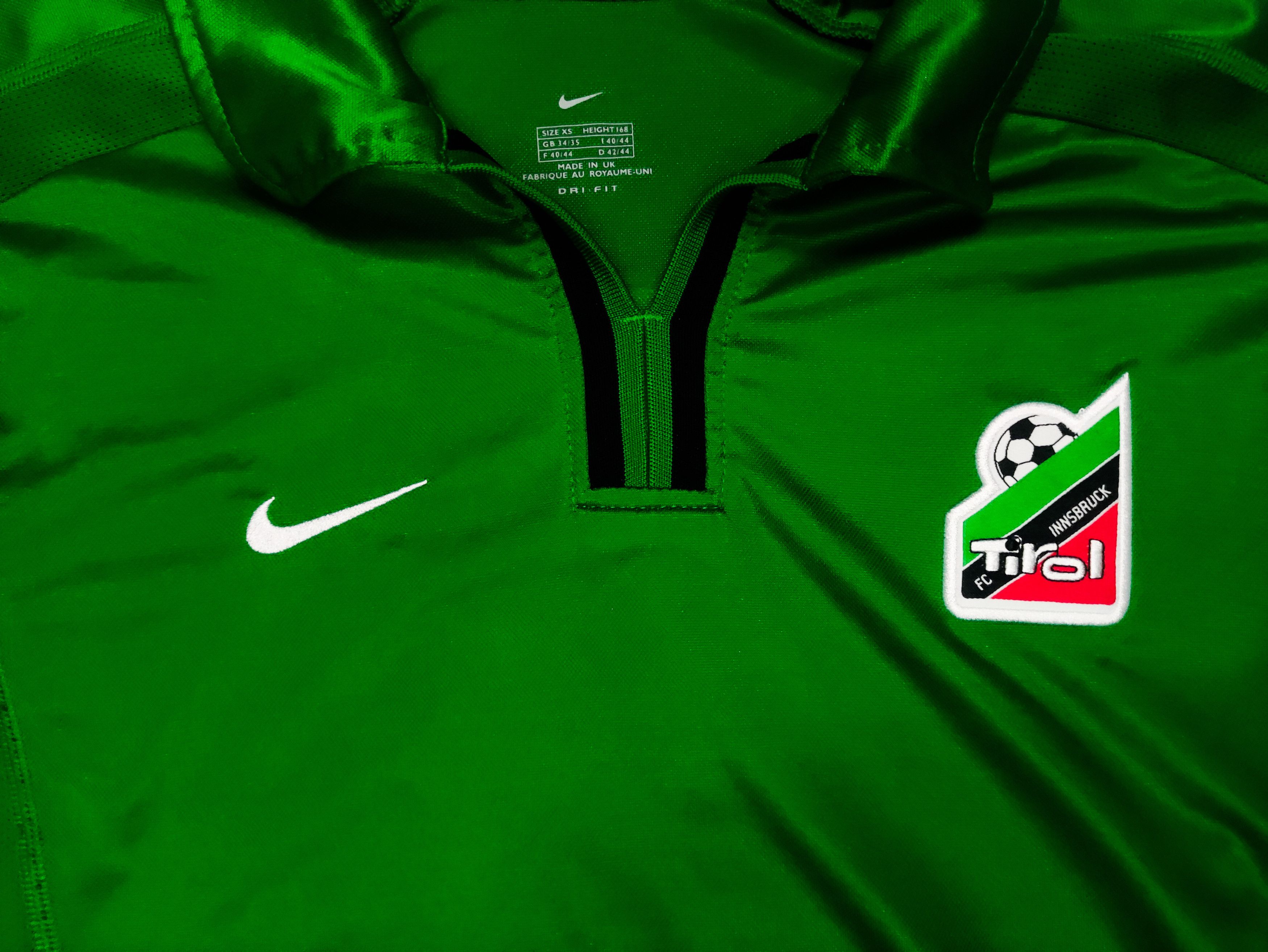 Nike Gilewicz #9 Tirol Innsbruck 2001 2002 Nike Home Shirt Size US S / EU 44-46 / 1 - 9 Thumbnail