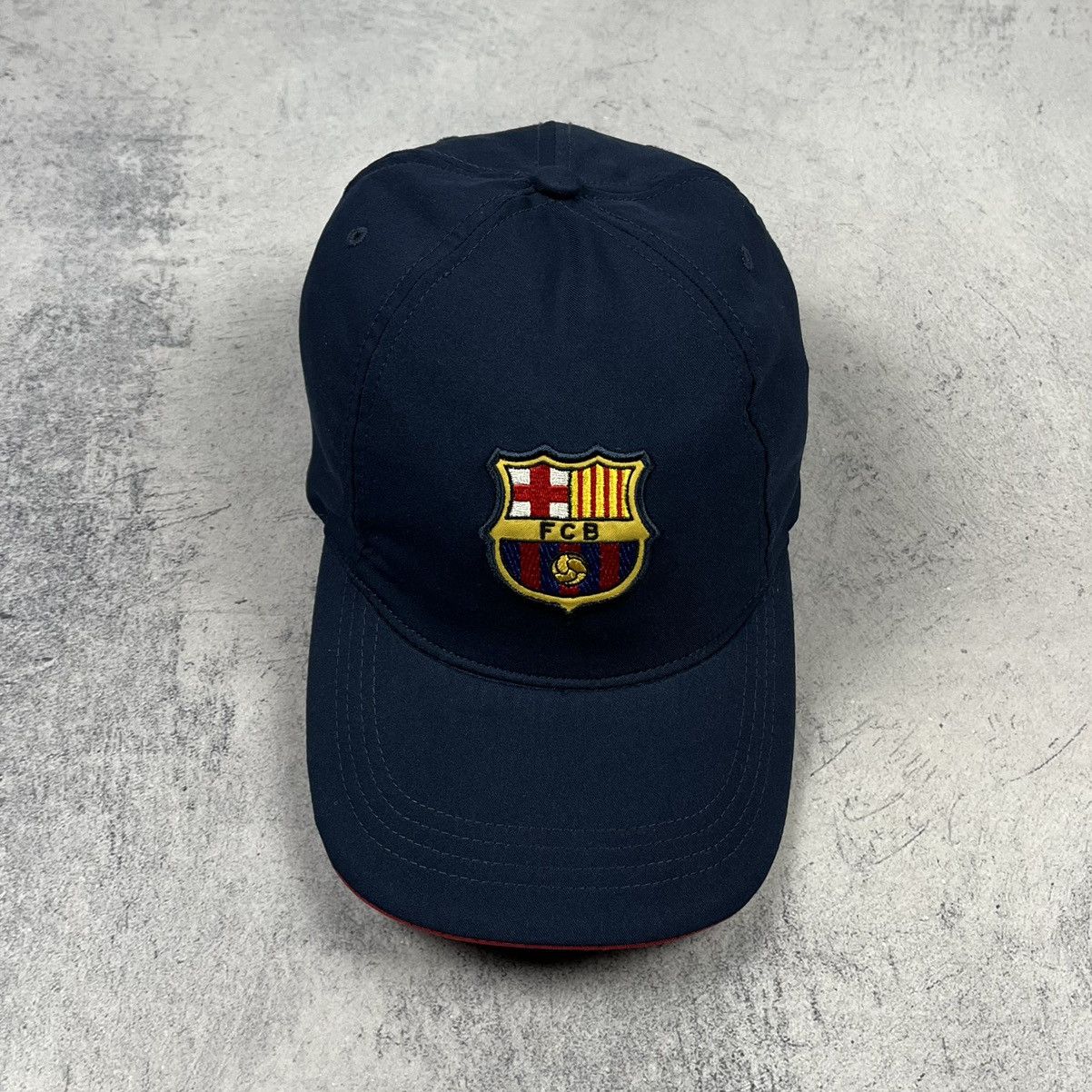 Nike × Vintage Vintage Nike F.C. Barcelona centre logo swoosh cap 90’s Size ONE SIZE - 2 Thumbnail