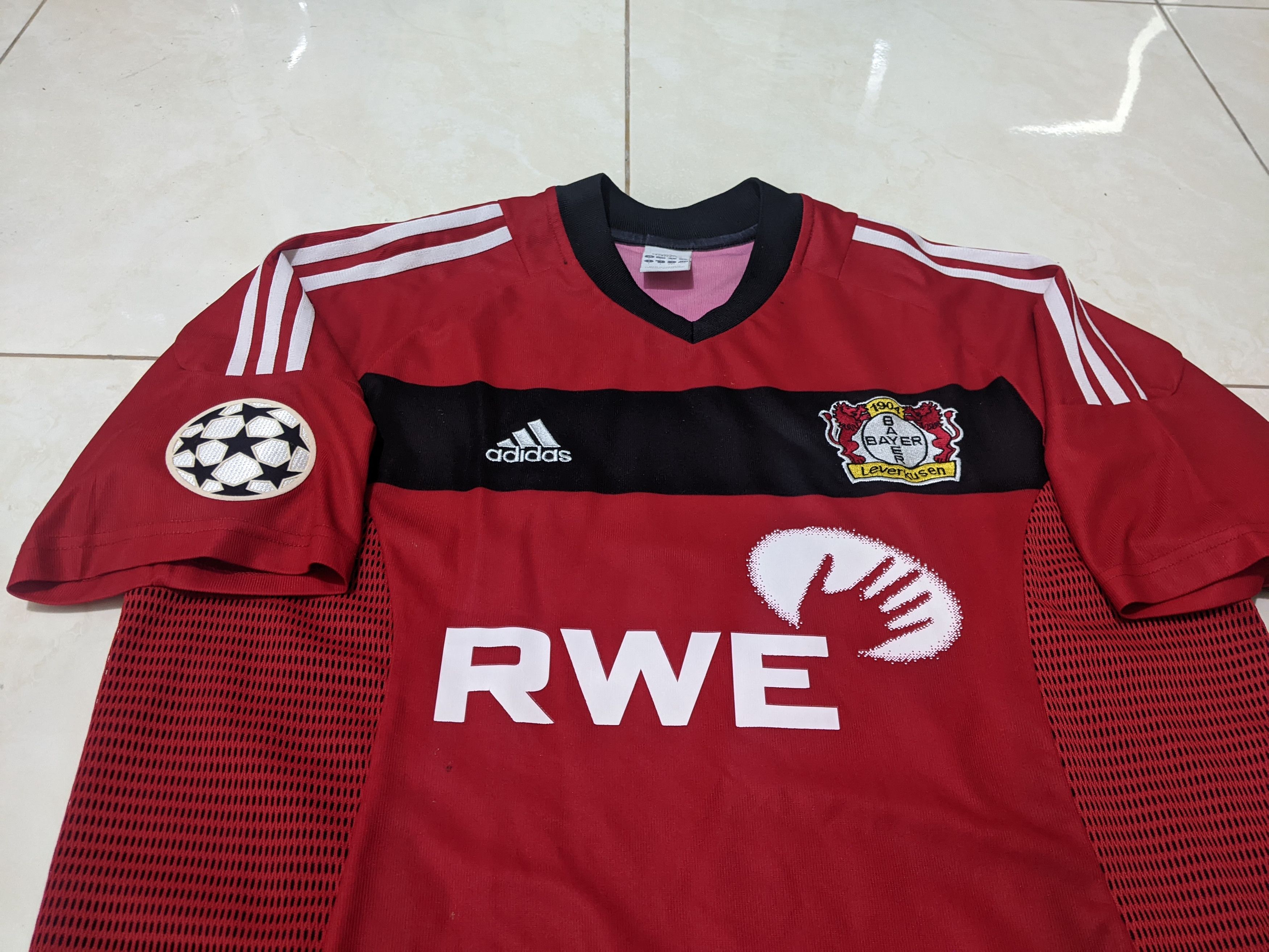 Adidas Bayer Leverkusen 2002 home Berbatov Jersey football shirt Size US L / EU 52-54 / 3 - 4 Thumbnail