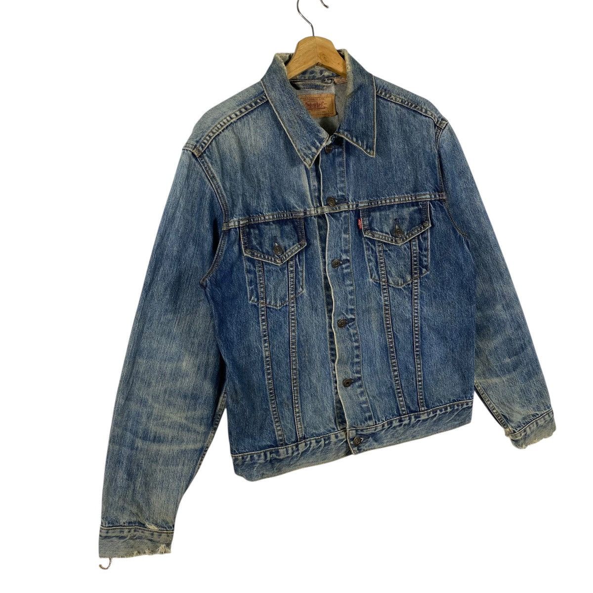 Levi's Levi's Type III Denim Trucker Distressed Jacket L Size Size US L / EU 52-54 / 3 - 4 Thumbnail