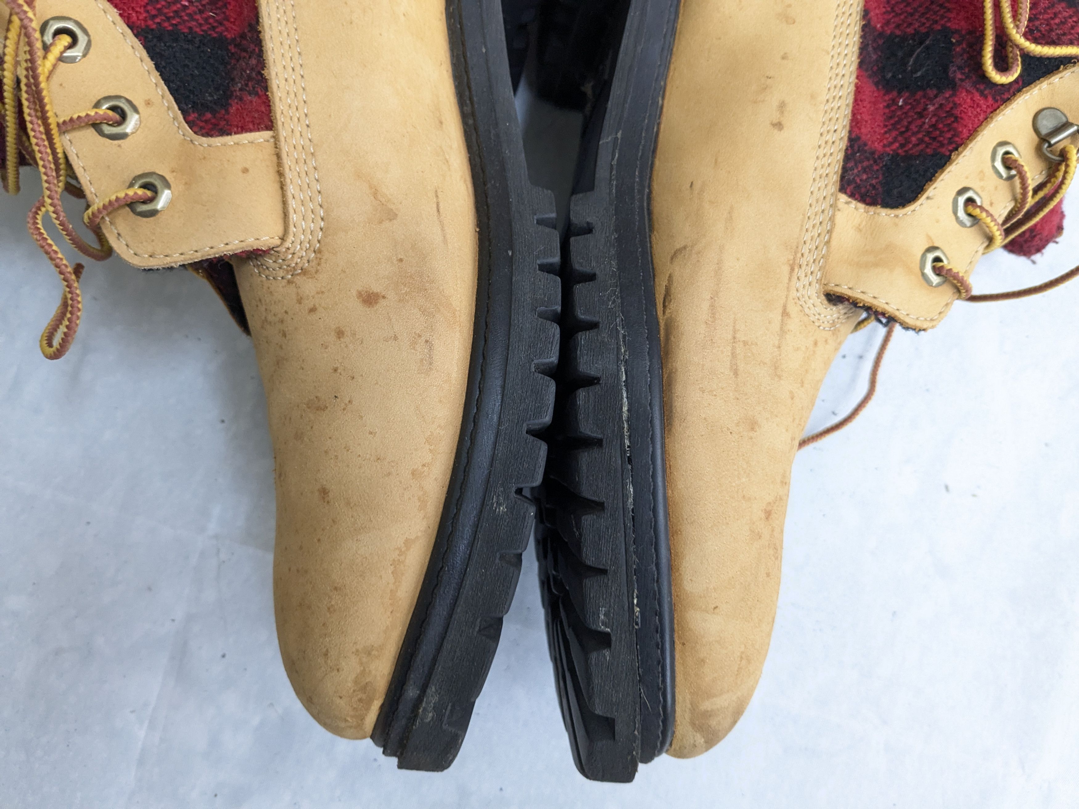 Timberland Timberland Boots 12 Tan Wheat Buffalo Plaid Size US 12 / EU 45 - 10 Thumbnail