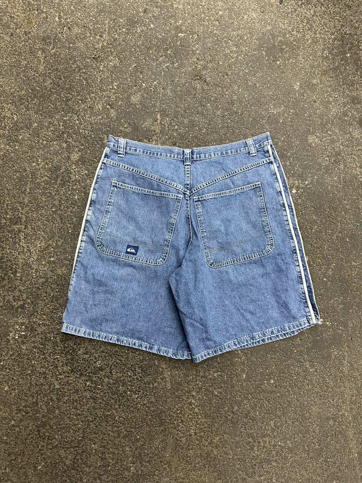 Quiksilver × Vintage Y2K quicksilver baggy jorts Size US 35 - 1 Thumbnail
