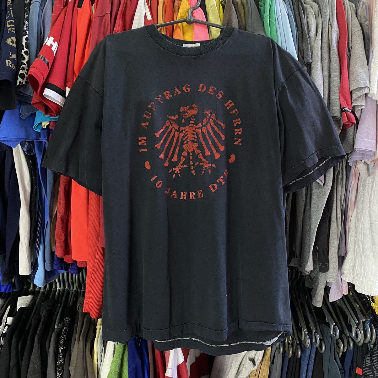 Band Tees Vintage Die Toten Hosen Distressed 90’s Rock band tee Size US XL / EU 56 / 4 - 2 Thumbnail