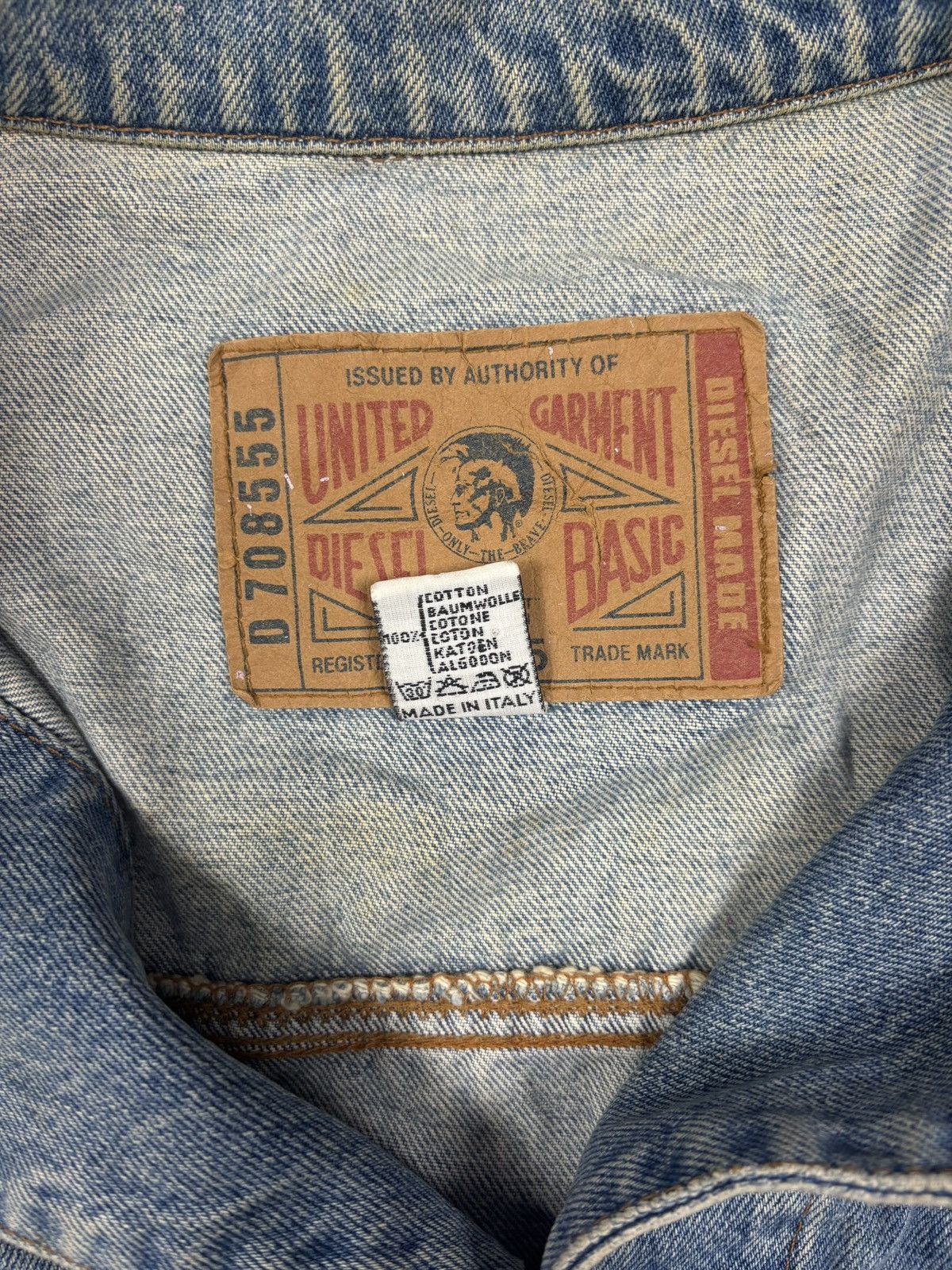 Diesel Vintage Diesel Denim Jacket Made in Italy Stars Series Boxy Size US L / EU 52-54 / 3 - 2 Thumbnail