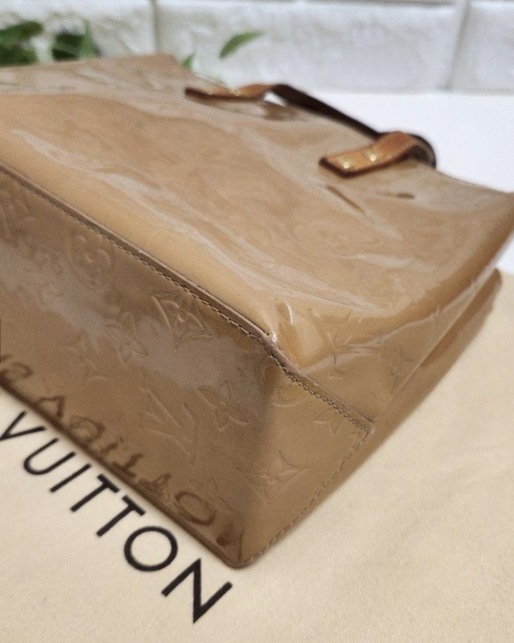 Louis Vuitton Louis Vuitton Vernis Reade PM Tote Bag – Beige / Noisette Size ONE SIZE - 5 Thumbnail