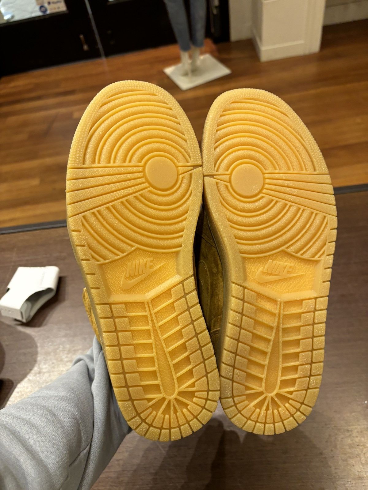 Jordan Brand Jordan 1 ‘Wheat’ Size US 10 / EU 43 - 5 Thumbnail