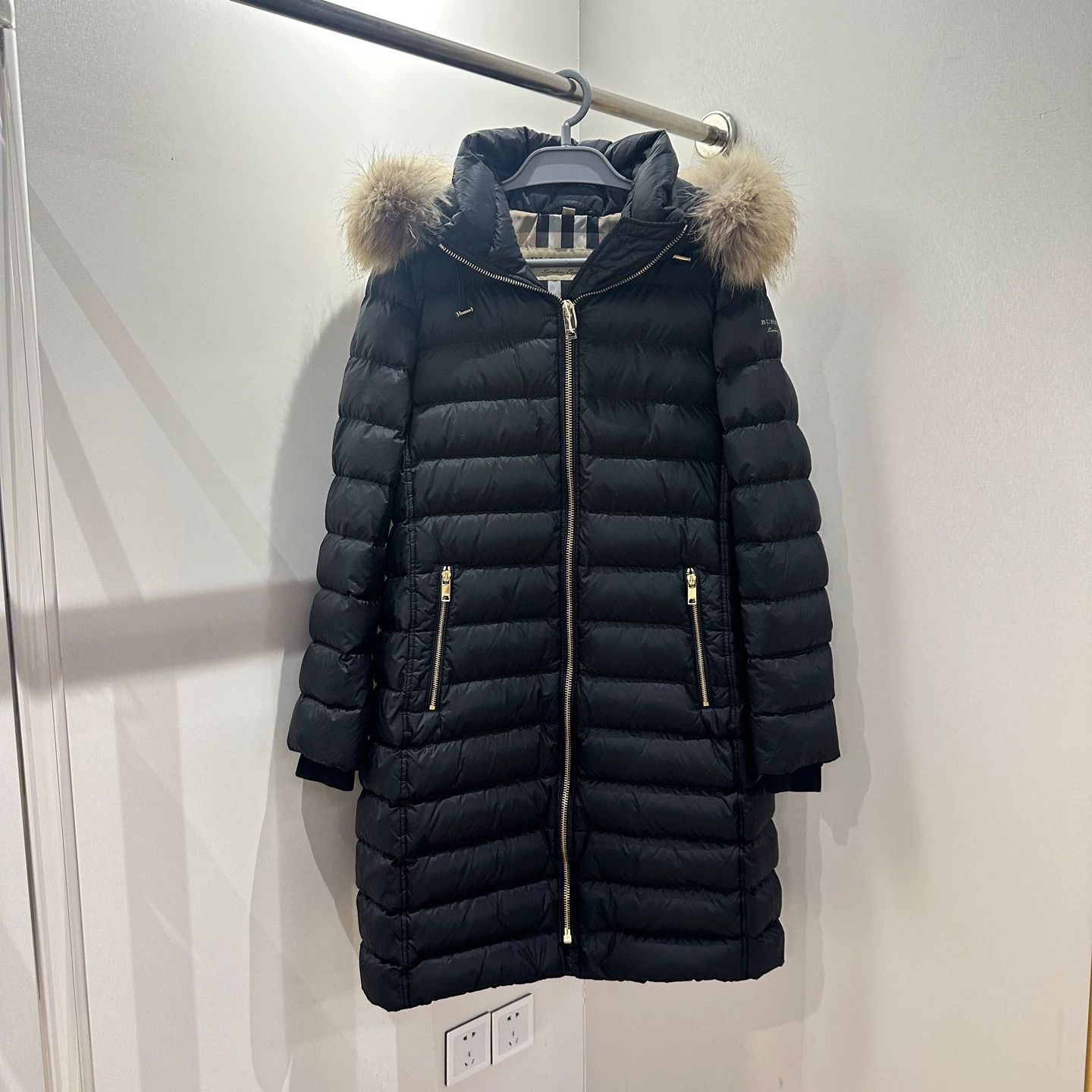 Burberry Burberry women's mid-length down jacket May308 X Size M / US 6-8 / IT 42-44 - 1 Thumbnail