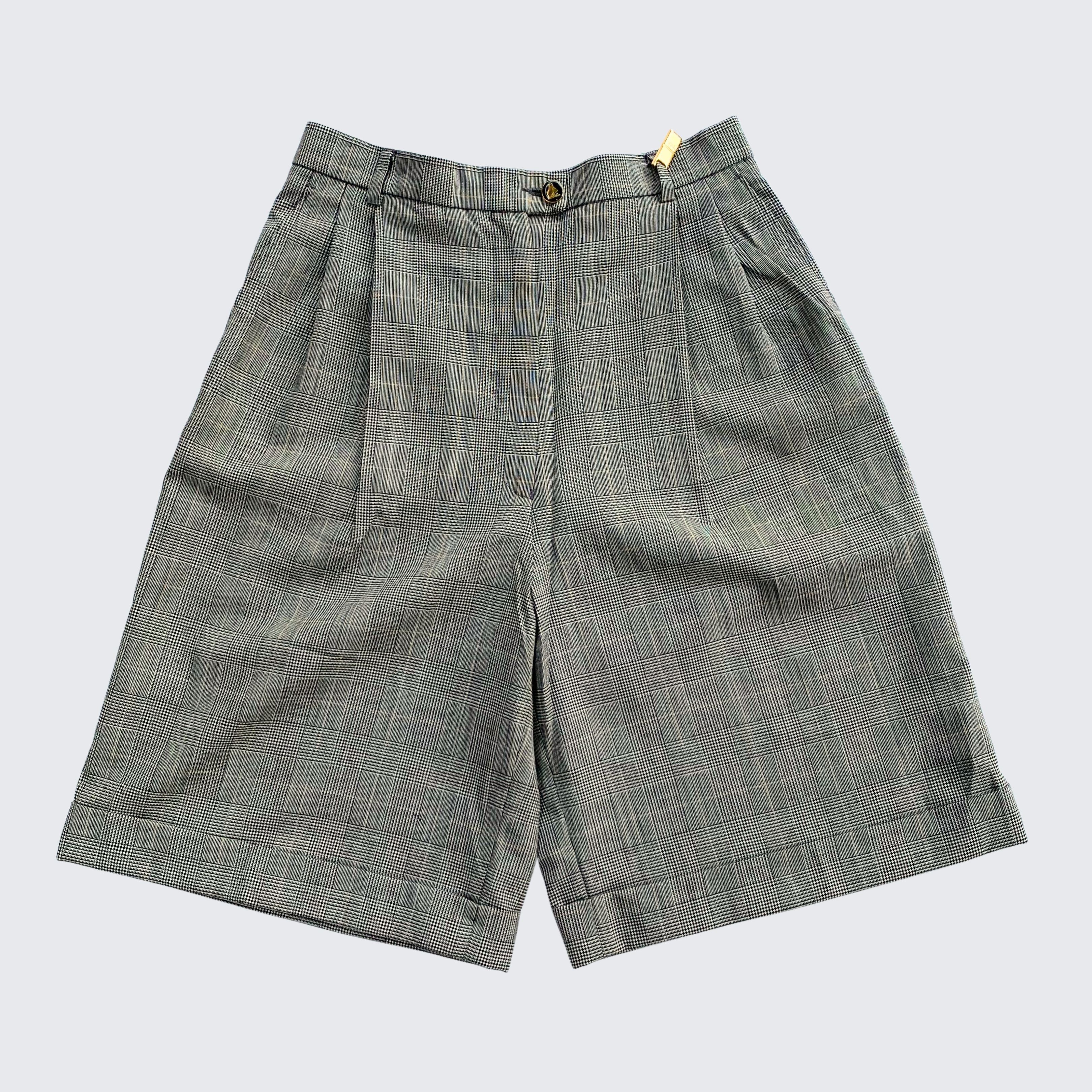 Burberry Vintage Burberry Made In England Trouser Formal Shorts Size 27" / US 4 / IT 40 - 1 Thumbnail