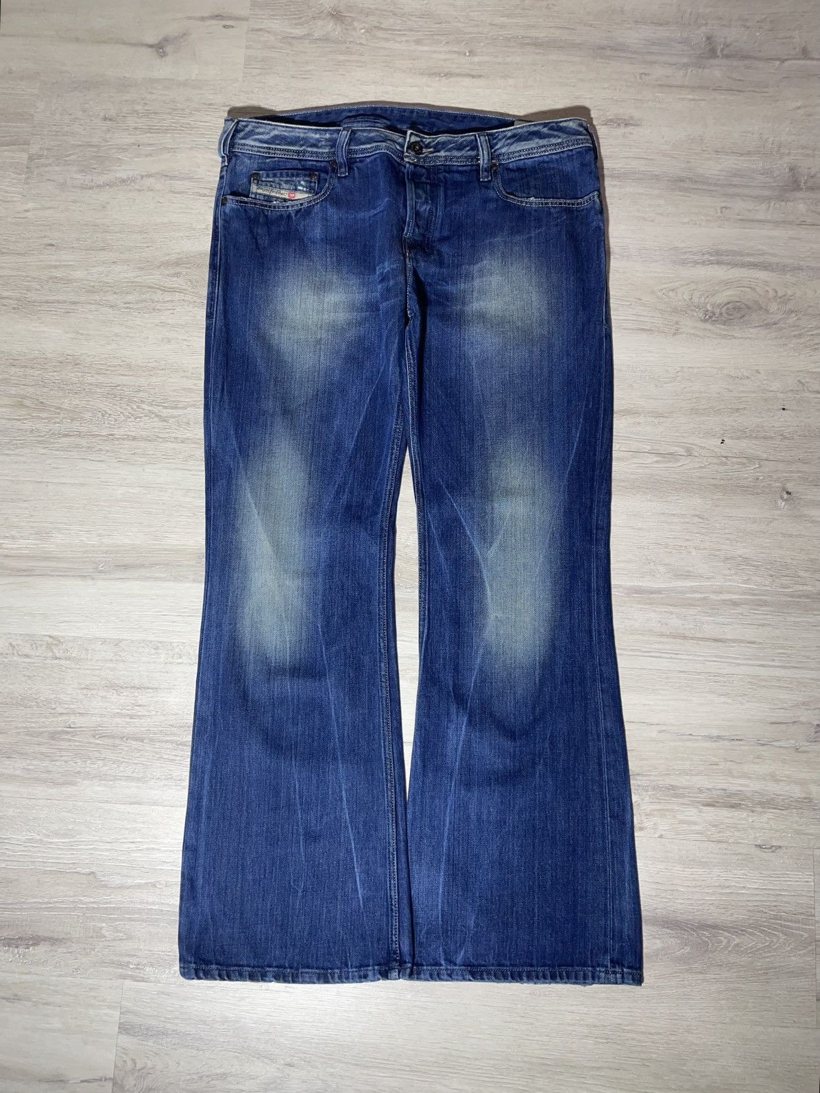 Diesel Diesel Vintage Bootcut Jeans Y2K Era Made in Italy W36 L32 Size US 36 / EU 52 - 1 Thumbnail