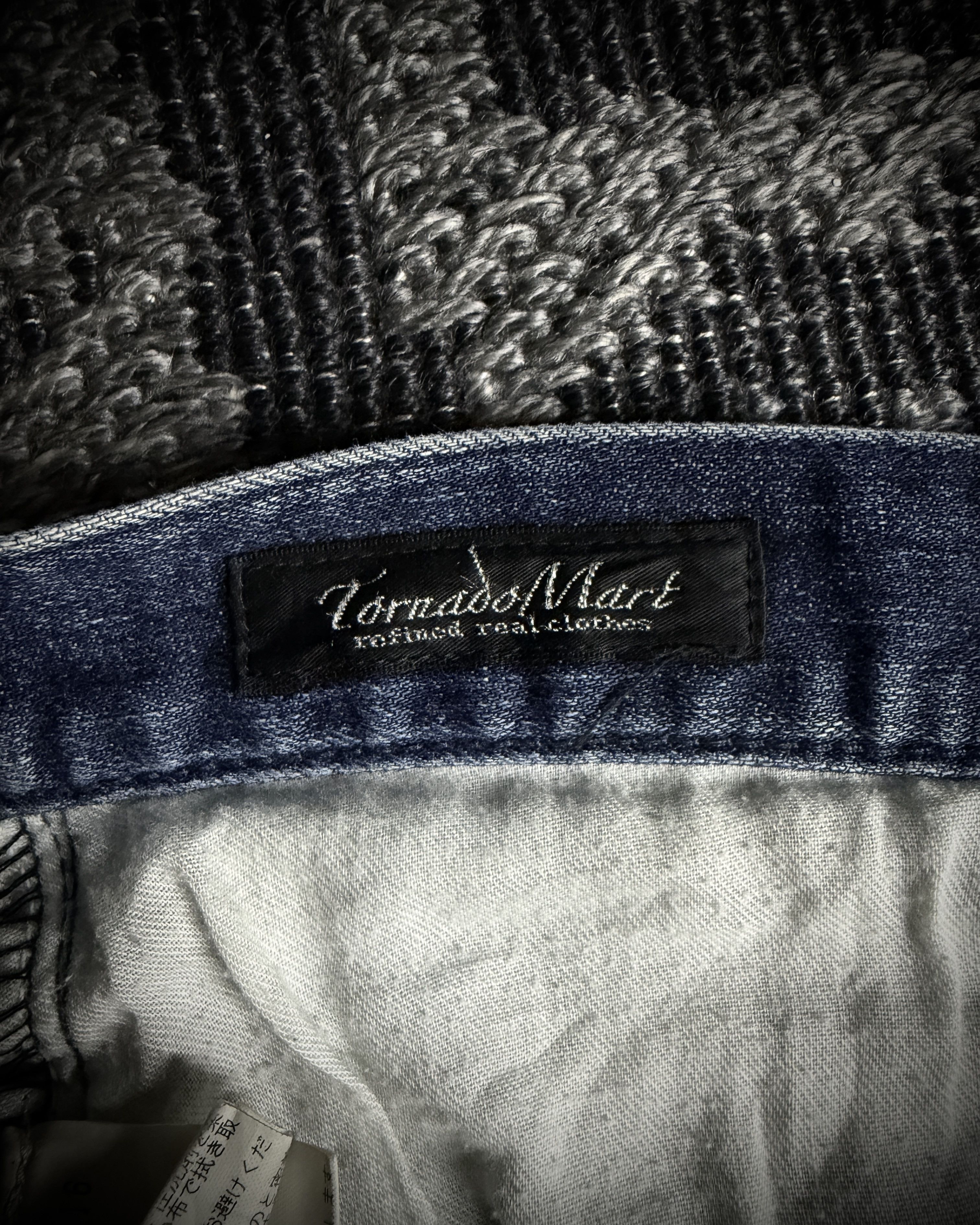 Tornado Mart Tornado Mart Black Whiskered Faded Skinny Denim Size US 31 - 10 Thumbnail