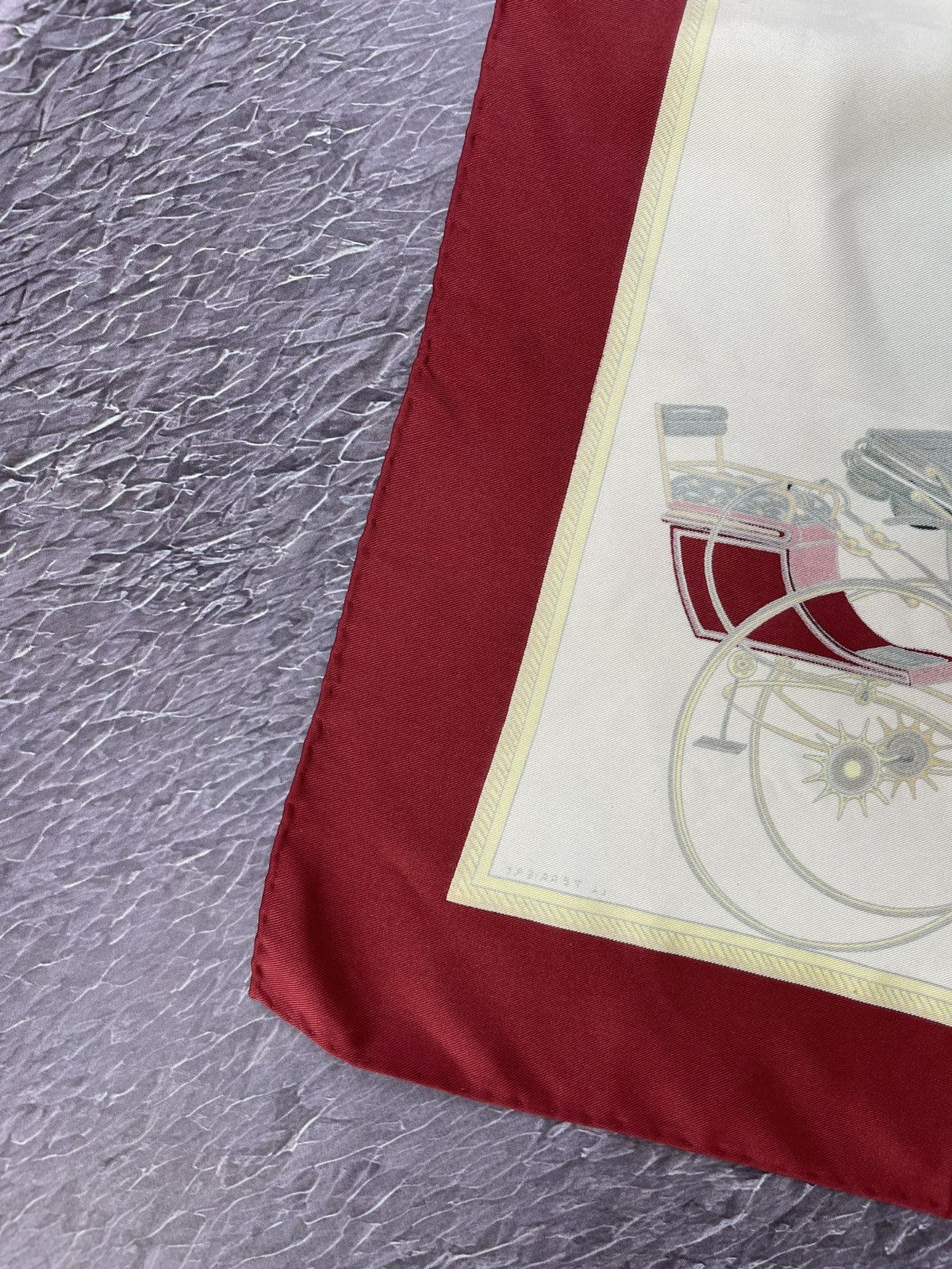 Hermes Hermes Les Voitures a transformation vintage silk scarf Size ONE SIZE - 16 Thumbnail