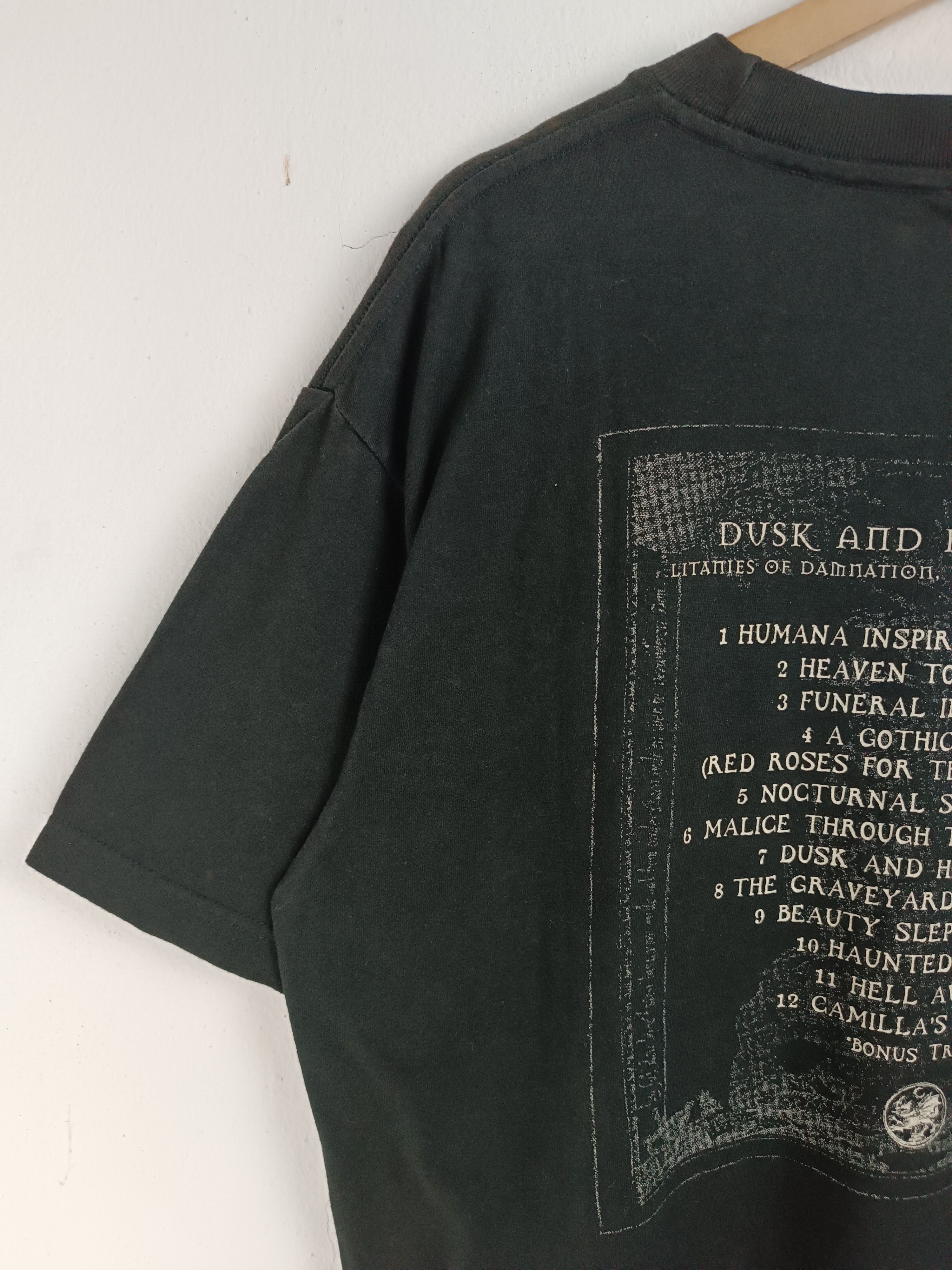 Vintage VINTAGE 90'S CRADLE OF FILTH DUSK & HER EMBRACE TEE metal Size US L / EU 52-54 / 3 - 11 Thumbnail