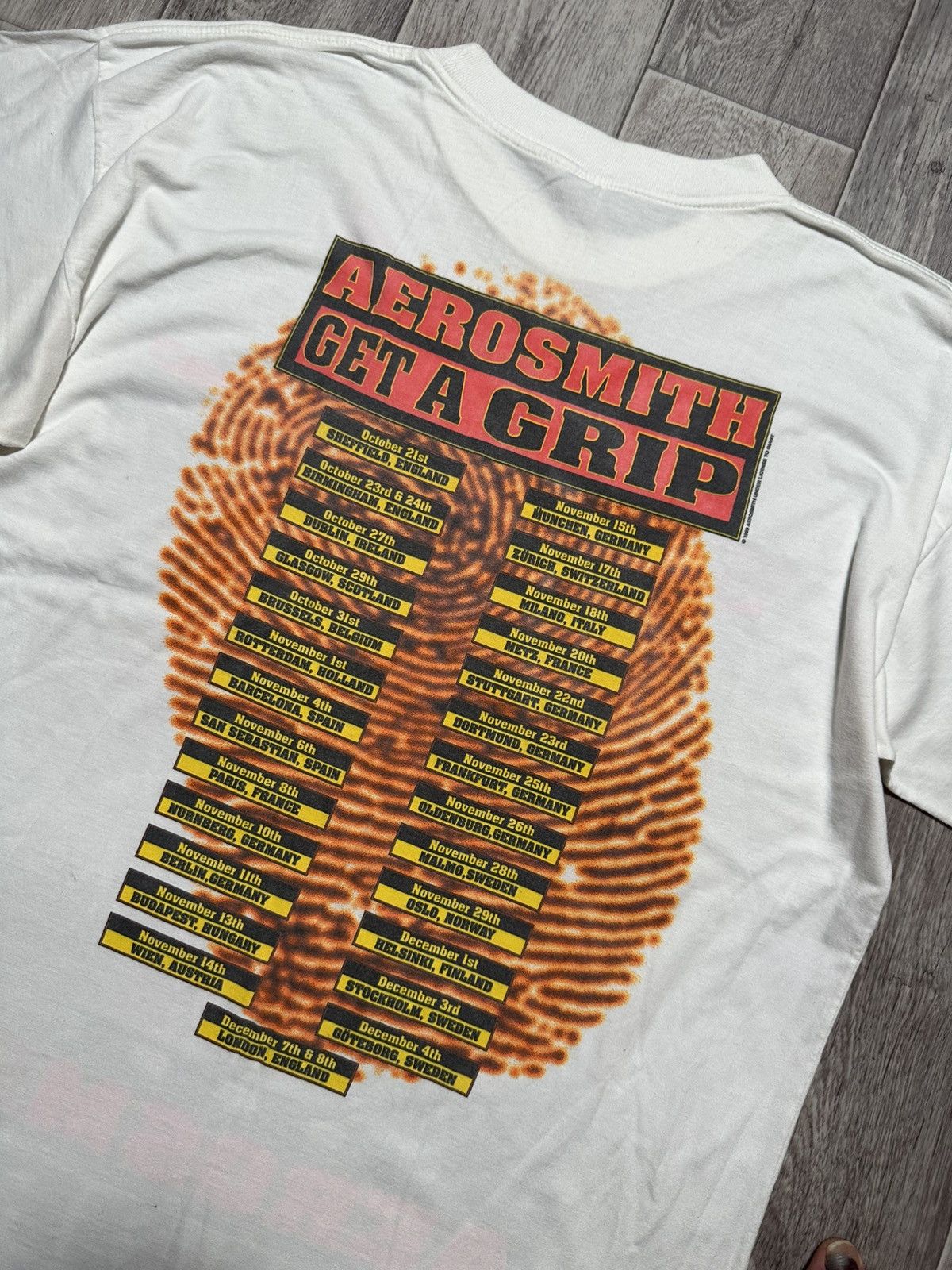 Aerosmith Rare Vintage 1993 Aerosmith Get A Grip Tour T-Shirt Size US XL / EU 56 / 4 - 7 Thumbnail