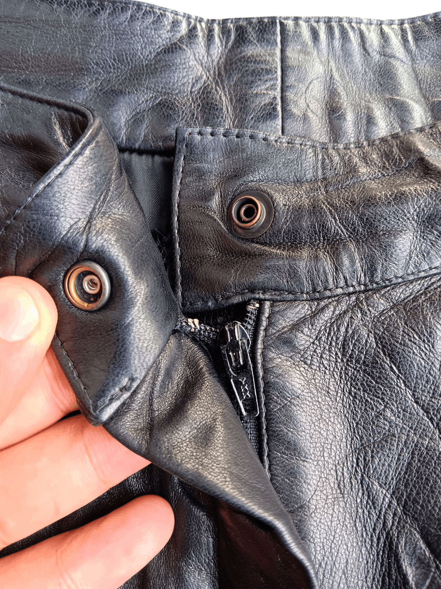 Claude Montana 1980's CLAUDE MONTANA POUR IDEAL CUIR LAMBSKIN LEATHER PANTS Size 28" / US 6 / IT 42 - 4 Thumbnail