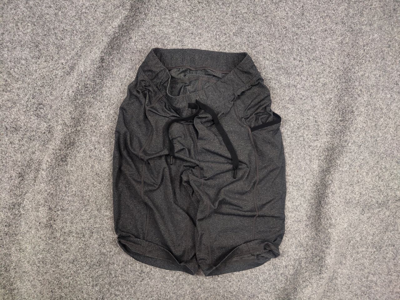 Lululemon lululemon Gray elastic sports Pocket Shorts Size US 30 / EU 46 - 1 Thumbnail