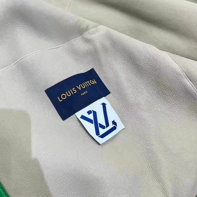 Louis Vuitton Louis Vuitton All-in-one jacket with presbyopic embossed f Size US L / EU 52-54 / 3 - 6 Thumbnail