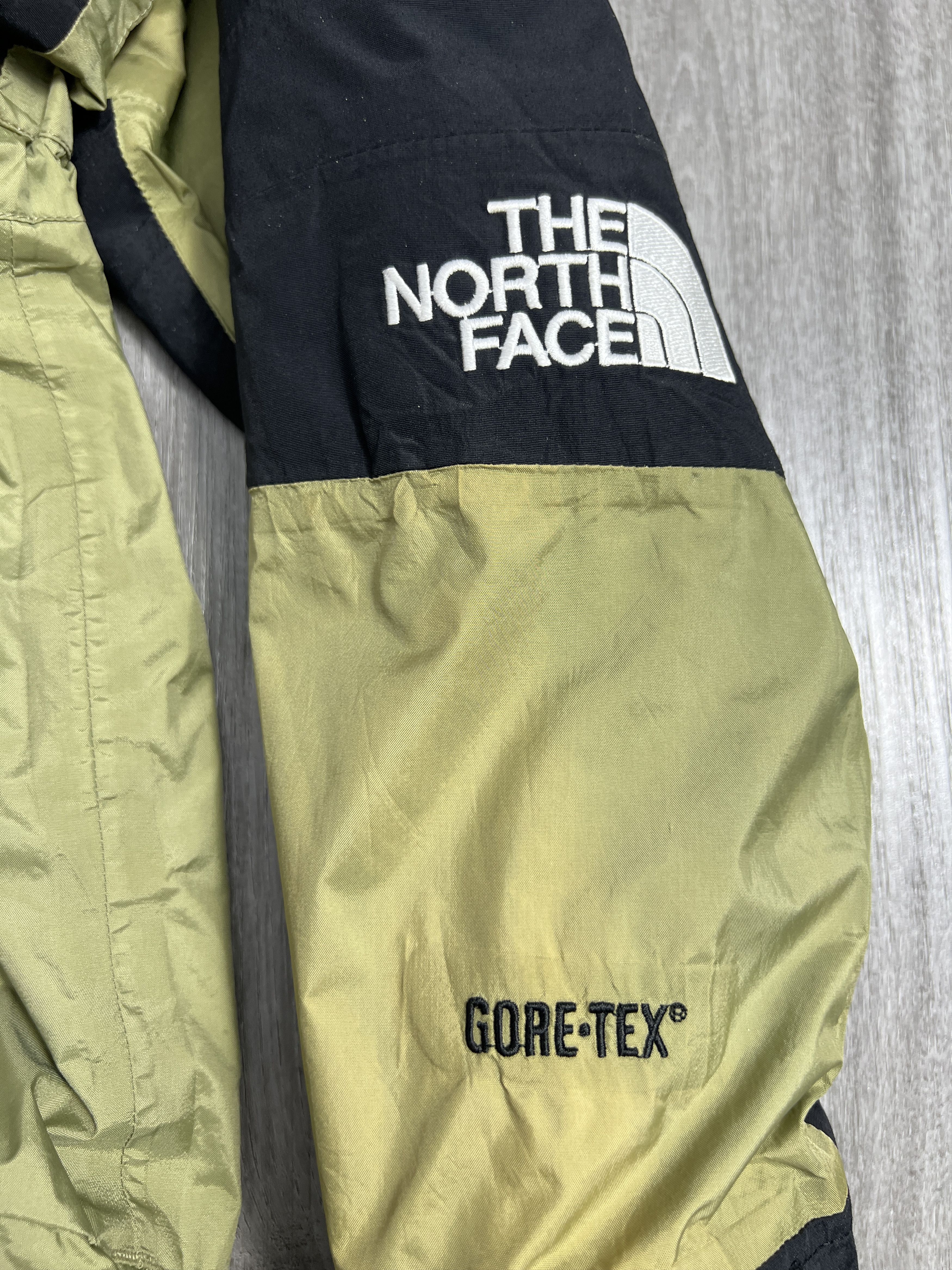 Goretex × The North Face The North Face Gore-Tex Women Nylon Jacket (M) JK476 Size M / US 6-8 / IT 42-44 - 3 Thumbnail