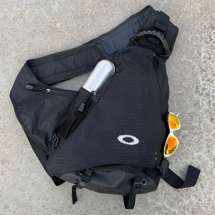 Oakley Oakley Vintage Sling Bag Y2K Gorp Software Sandbag Shoulder