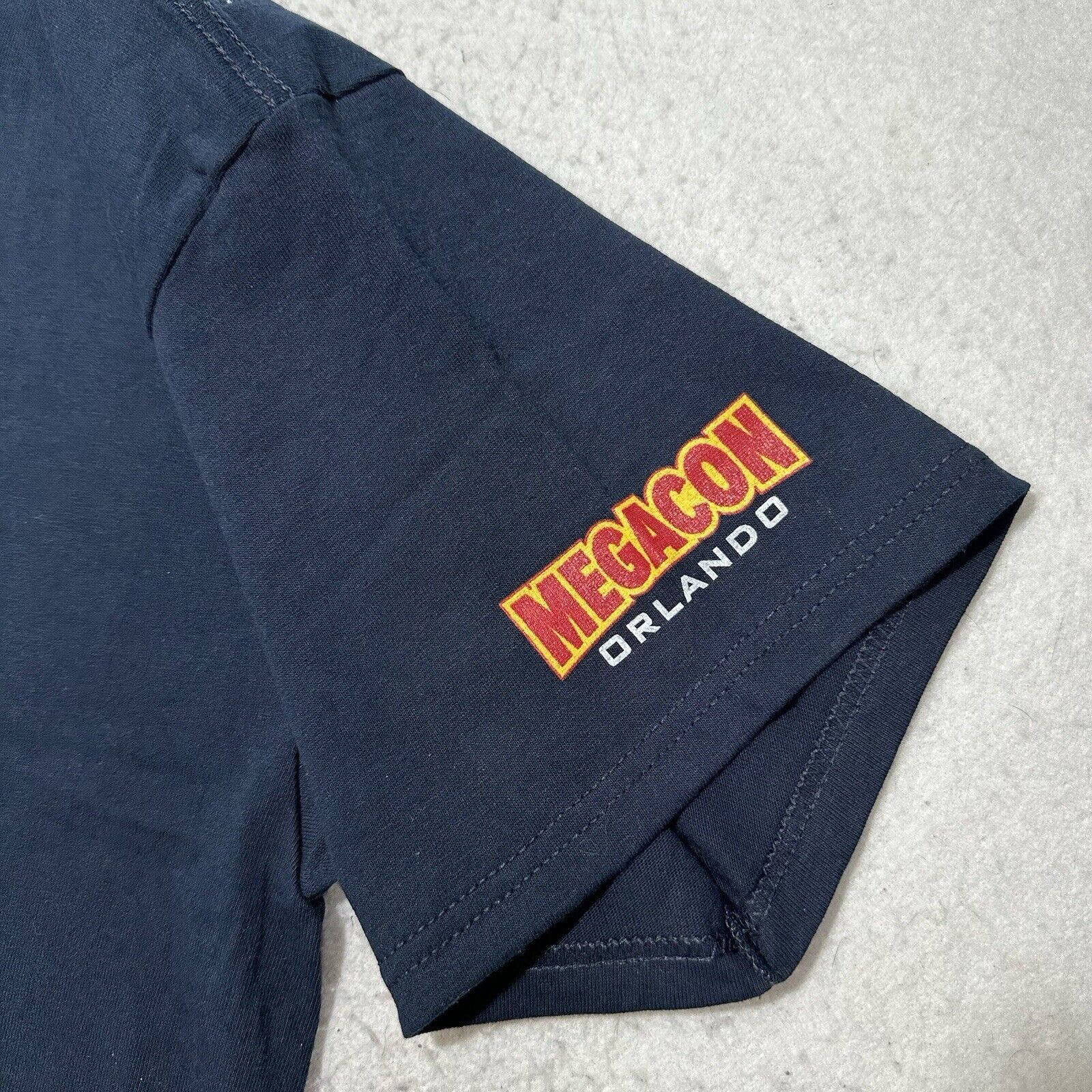 Alstyle MegaCon Orlando VIP Large T Shirt Dig Into Fandom Con-Pops Size US S / EU 44-46 / 1 - 6 Thumbnail