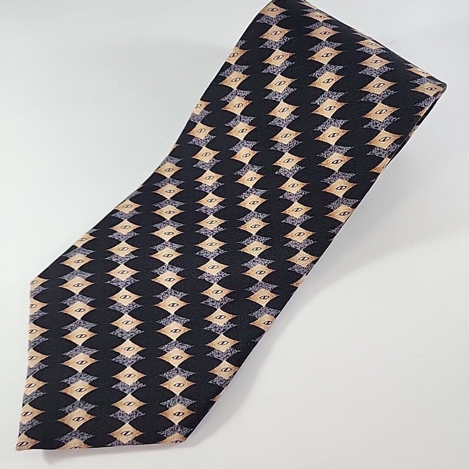 Liz Claiborne Claiborne Black-Beige-Grey Patterned Silk Necktie - Like New Size ONE SIZE - 3 Thumbnail