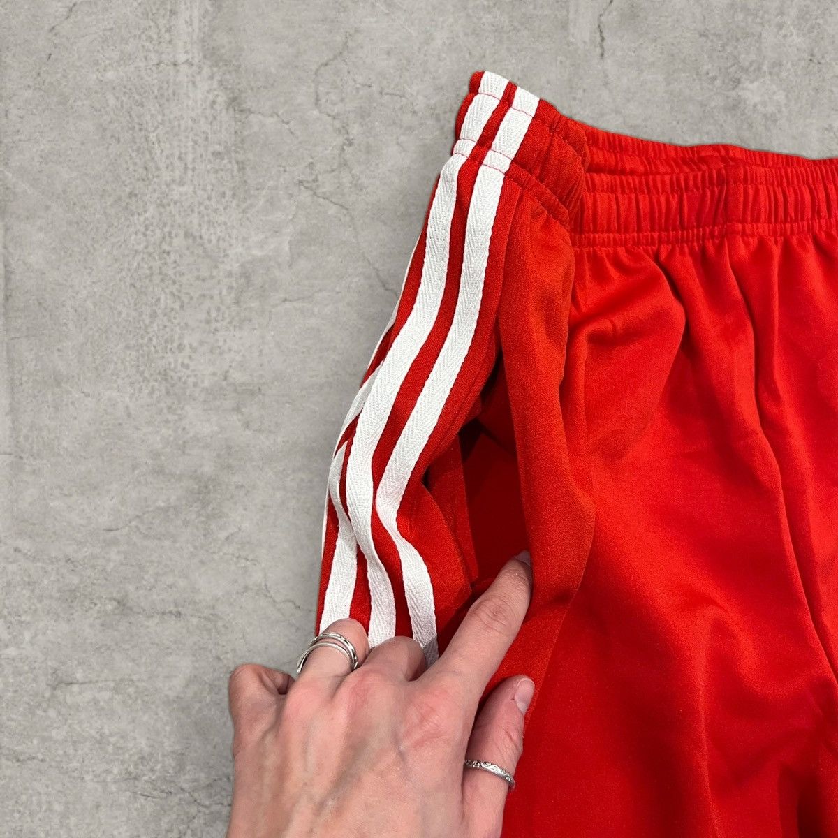 Japanese Brand Relaxed fit trousers in red with white stripes. Size M Size US 32 / EU 48 - 2 Thumbnail