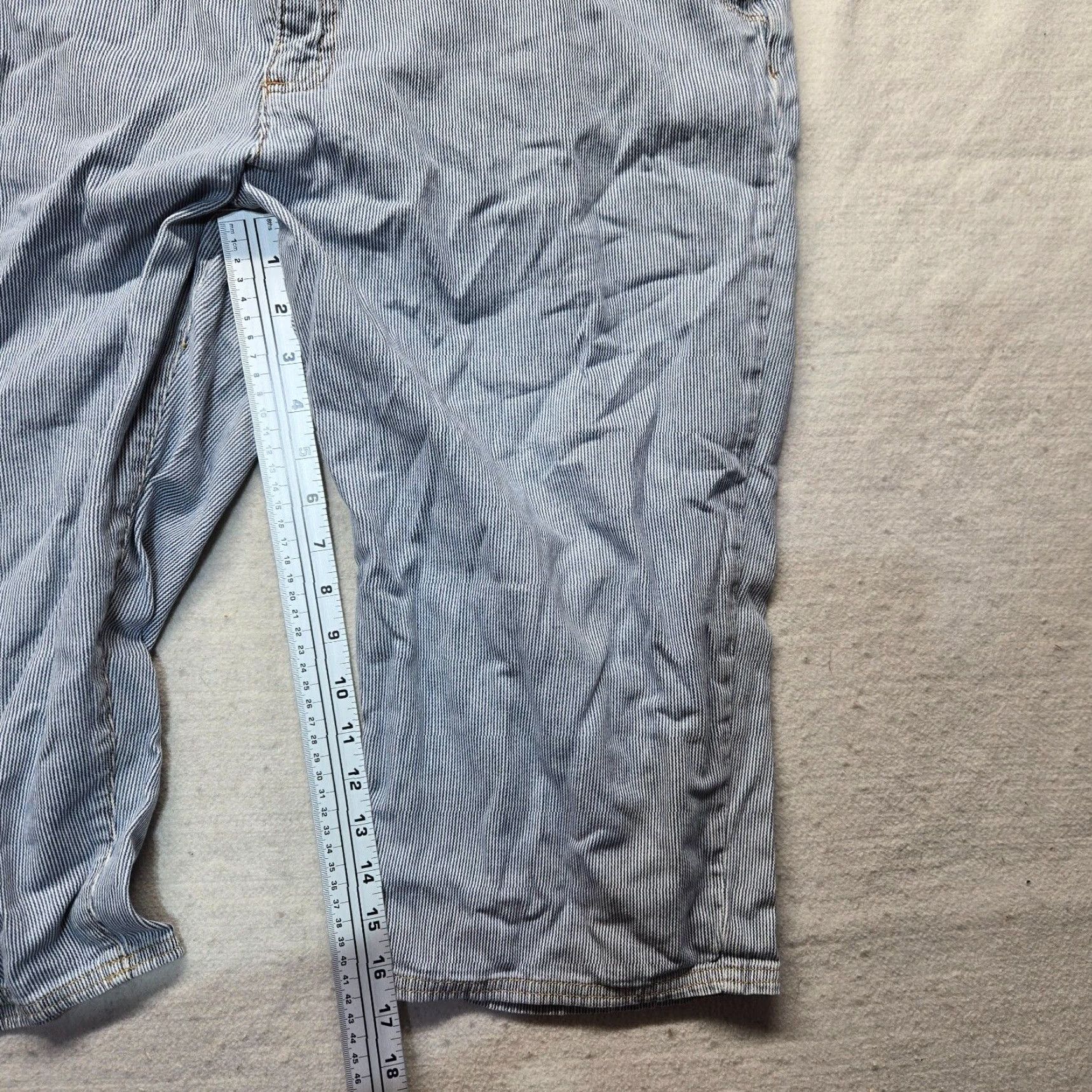 Vintage Kim Rogers Pants Capri Blue 18 Plus Size Women Adult Capri Pants Blue Kim Rogers 18 Plus Size Womens Pant Capri Formal Vintage No 18? Size 26" / US 2 / IT 38 - 6 Thumbnail