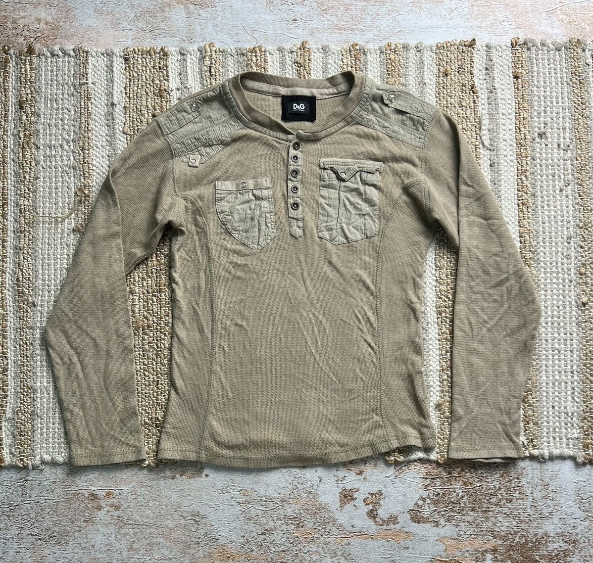 image of Avant Garde x Dolce Gabbana Vintage Military Soft Long Sleeve in Brown (Size Small)