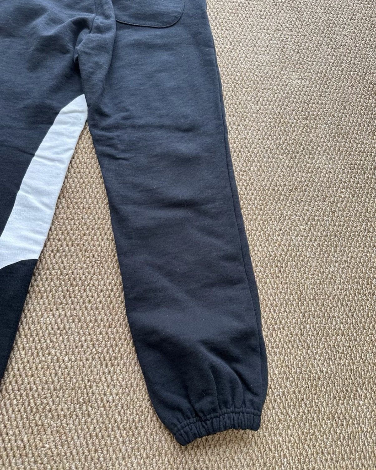 Stefan Cooke Stefan Cooke Black & White Scythe Panel Sweatpants K23 Size US 32 / EU 48 - 6 Thumbnail