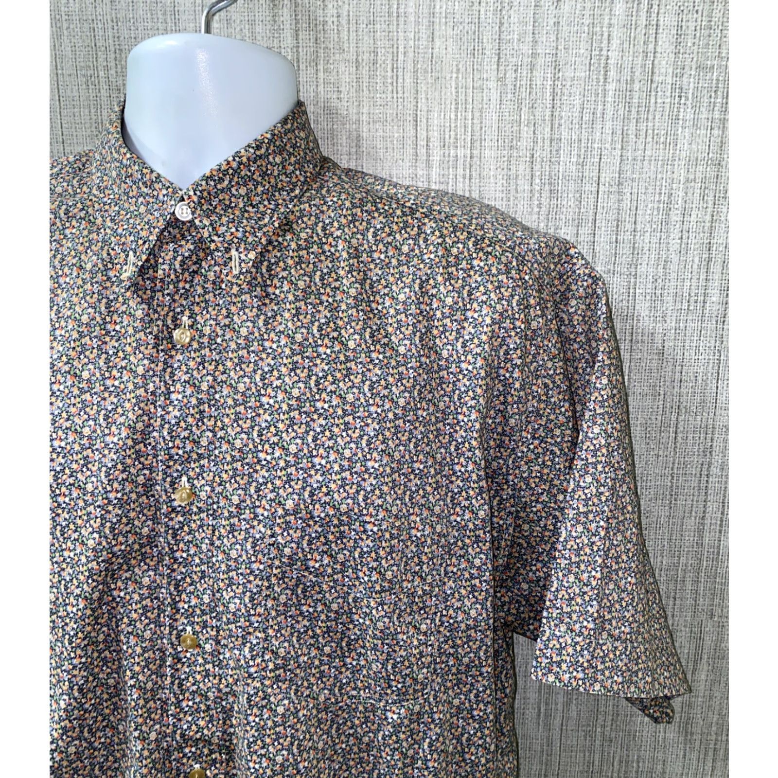 Hugo Boss HUGO BOSS Men's Floral Multicolor Short Sleeve Button-Up Shirt Size Large Casual Size US L / EU 52-54 / 3 - 2 Thumbnail