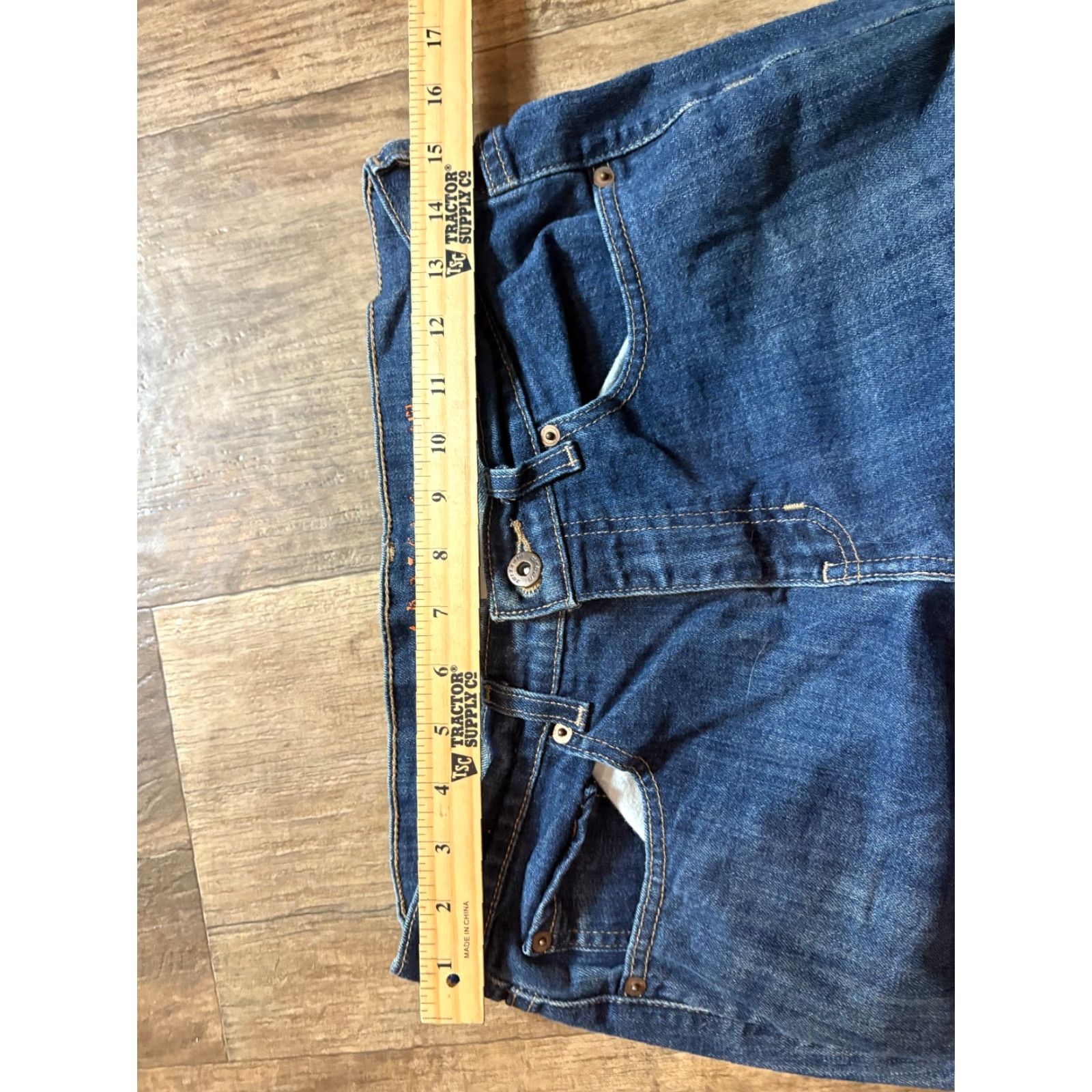 Vintage UNIONBAY Jeans Womens Urban Pipeline Dark Blue Denim 30 x 30 Straight Cotton Spandex Button 30in Regular Womens Size 30" / US 8 / IT 44 - 3 Thumbnail