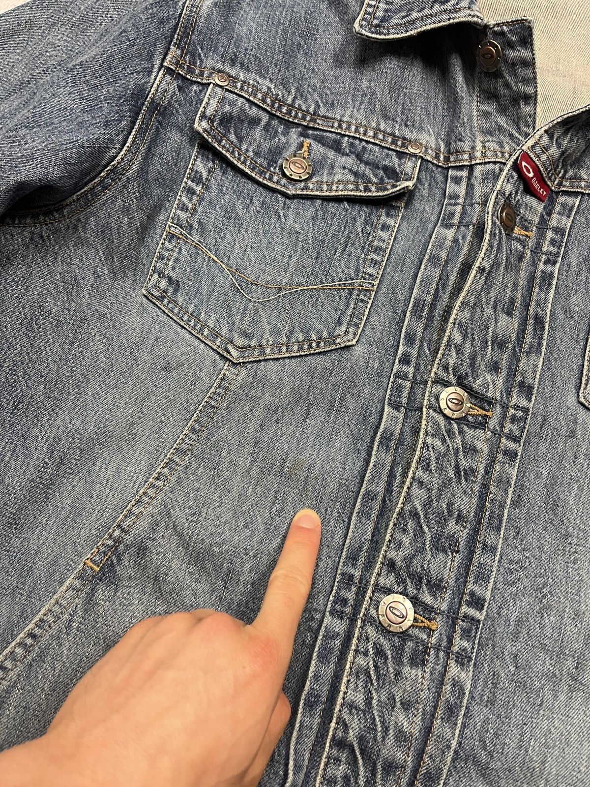 Oakley Crazy Vintage 00’s Oakley Industries Denim Jeans Jacket Y2k Size US XL / EU 56 / 4 - 9 Thumbnail