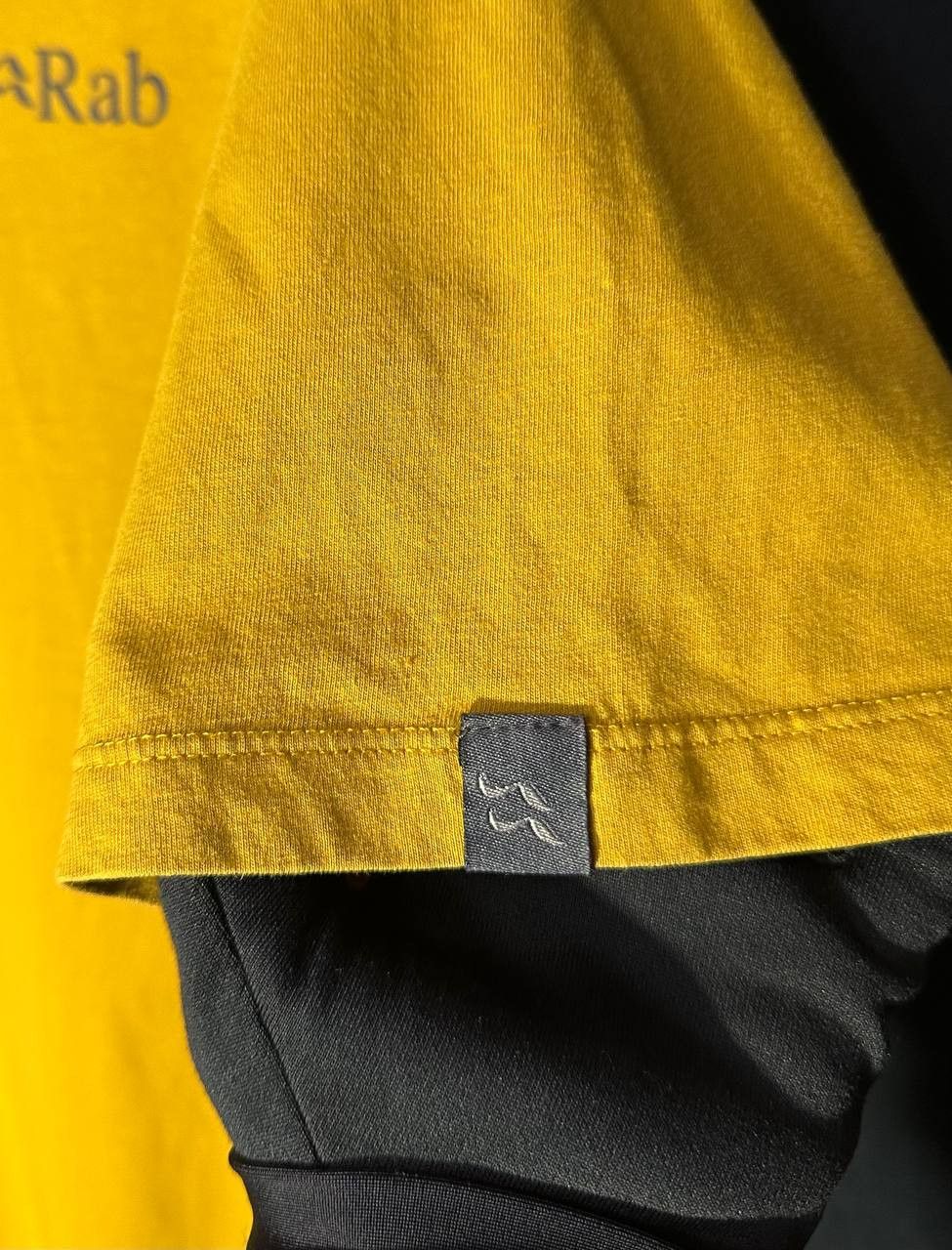 Rab × The Mountain RAB Stance Mountain Peak mustard T-Shirt Sahara Camping Hike Size US L / EU 52-54 / 3 - 3 Thumbnail