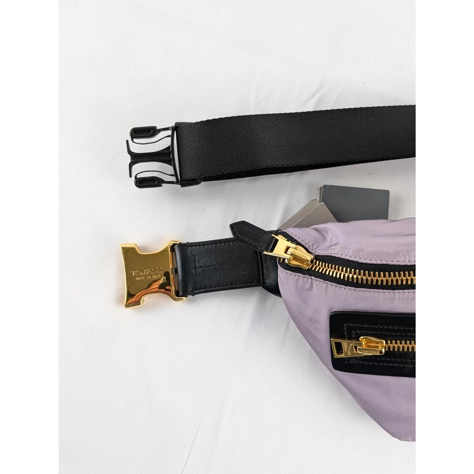 Tom Ford o1rshd1 Size: OS / Men Belt Bags in Lavander/Black Size ONE SIZE - 4 Thumbnail