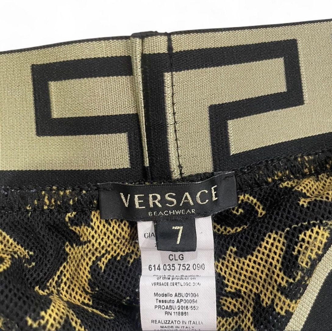 Versace Versace Greca Swim Shorts Size US 32 / EU 48 - 3 Thumbnail