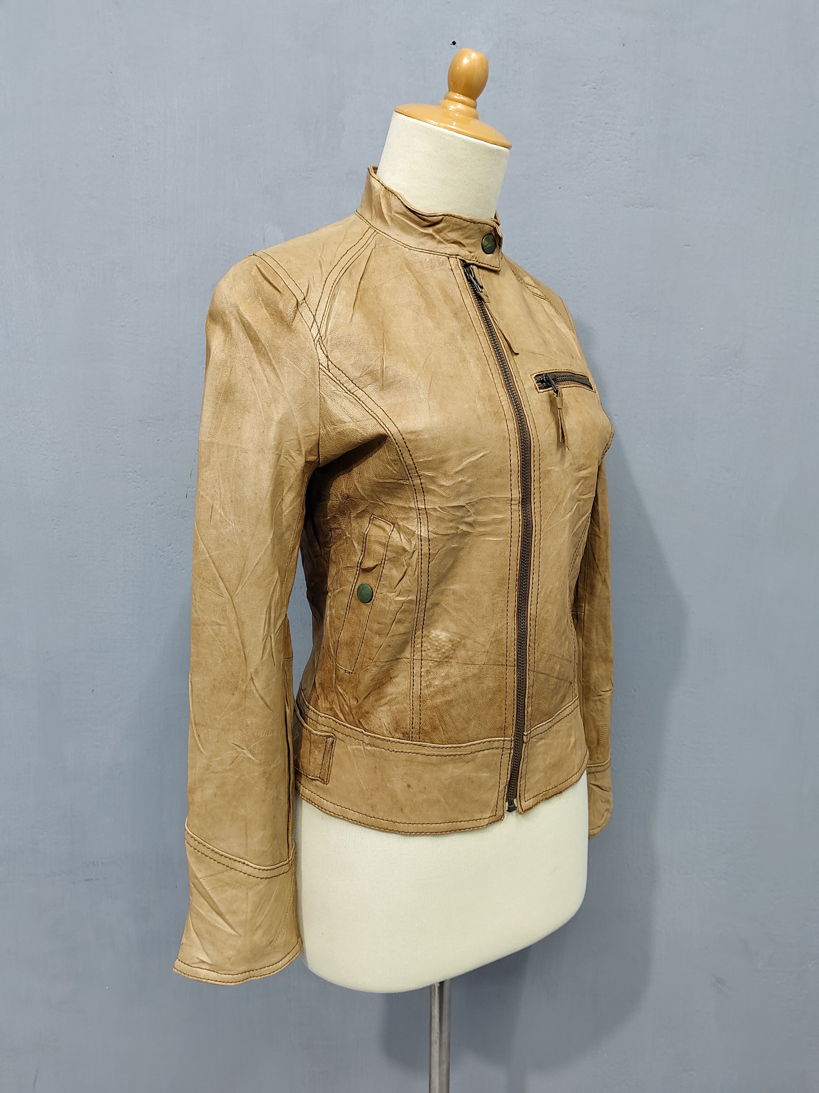 Japanese Brand Letter Back Number🇯🇵Slim Cafe Racer Lamb Leather Jacket Size M / US 6-8 / IT 42-44 - 2 Thumbnail