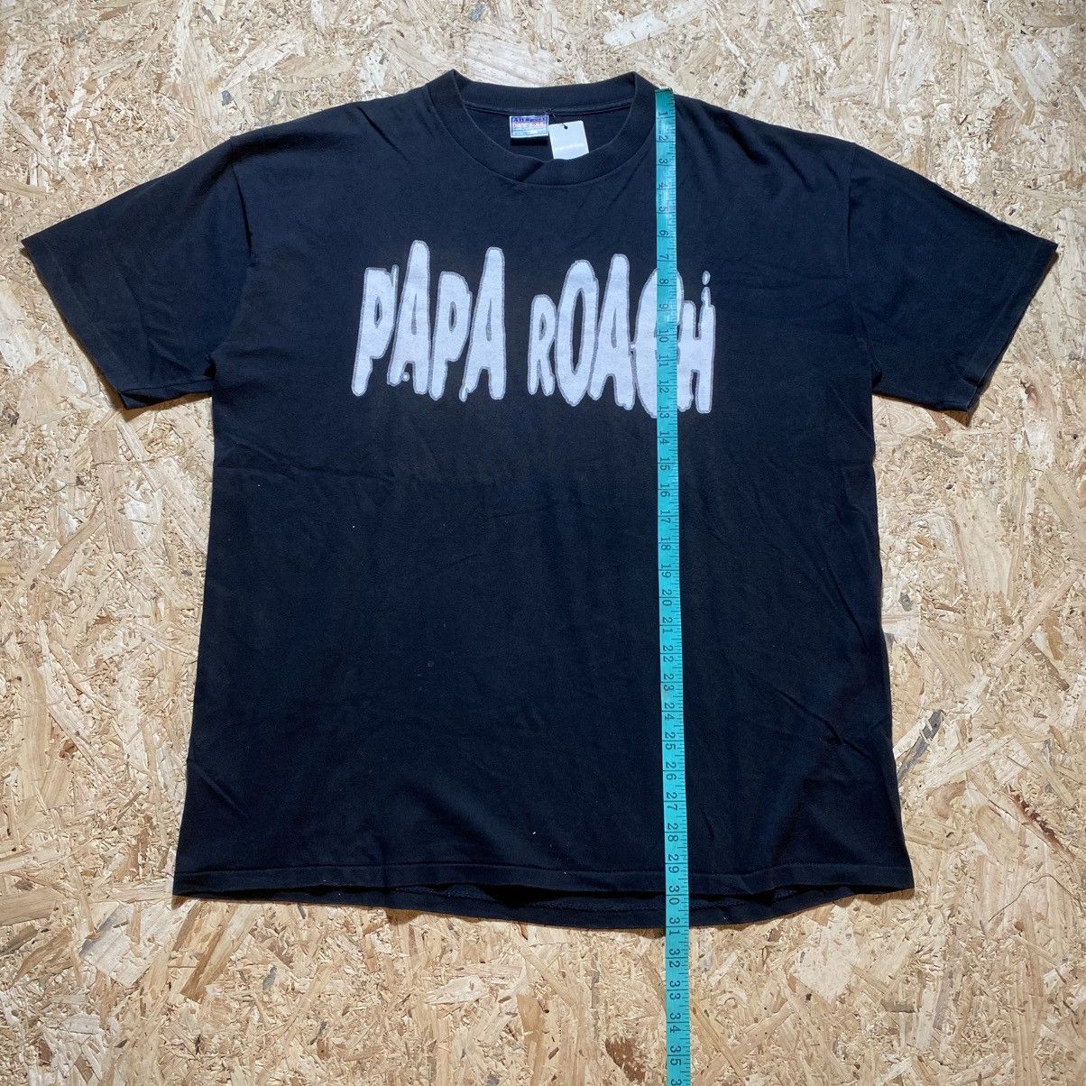 Band Tees Vintage Nu Metal Papa Roach Tee Size US XL / EU 56 / 4 - 13 Thumbnail