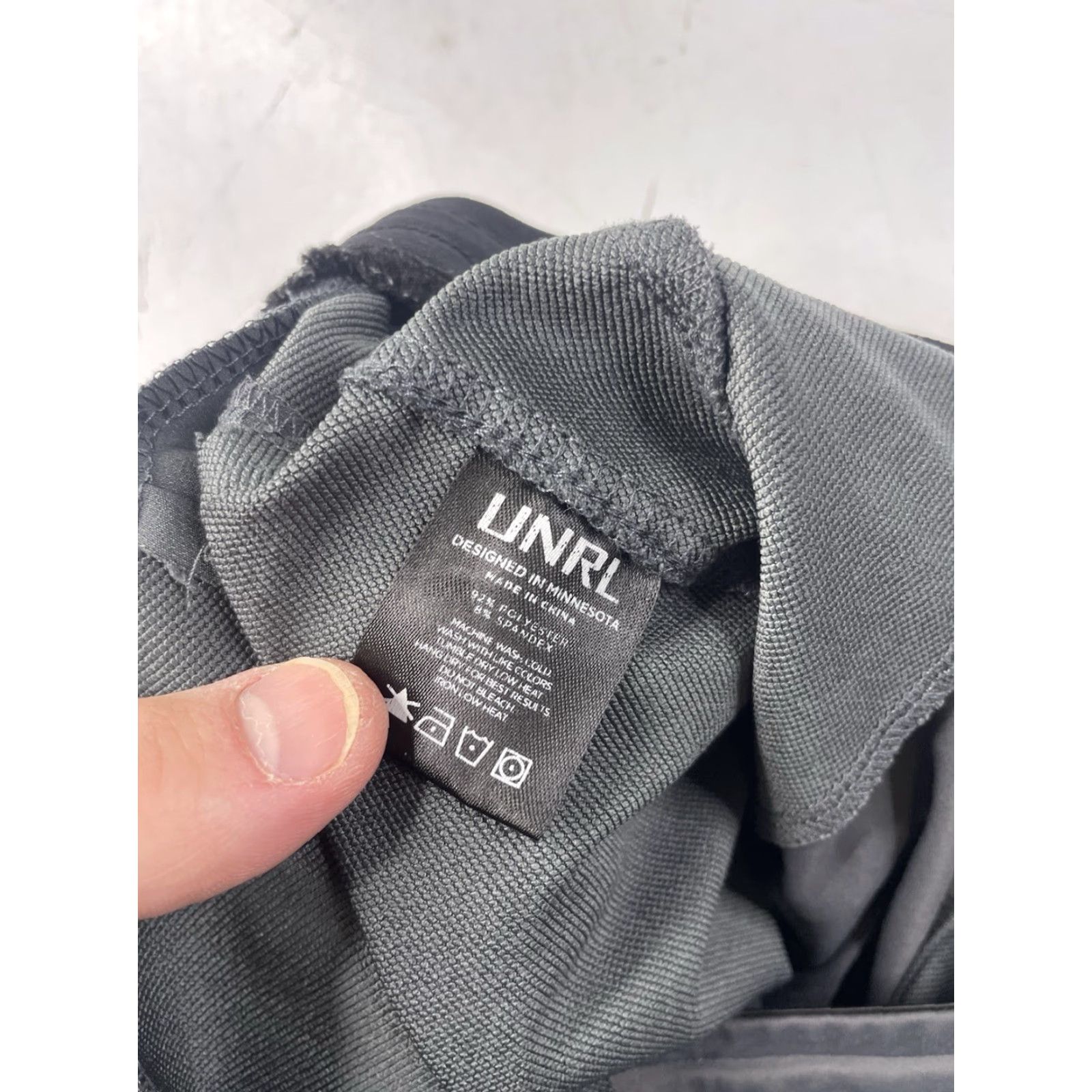Vintage UNRL Performance Joggers Sweatpants Slim Medium Mens Gray Active Gym Jogger Pants Size US 31 - 7 Thumbnail